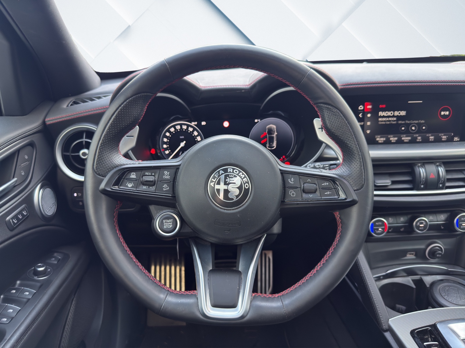 ALFA ROMEO Stelvio 2.0 Q4 280 Competizione-image-10