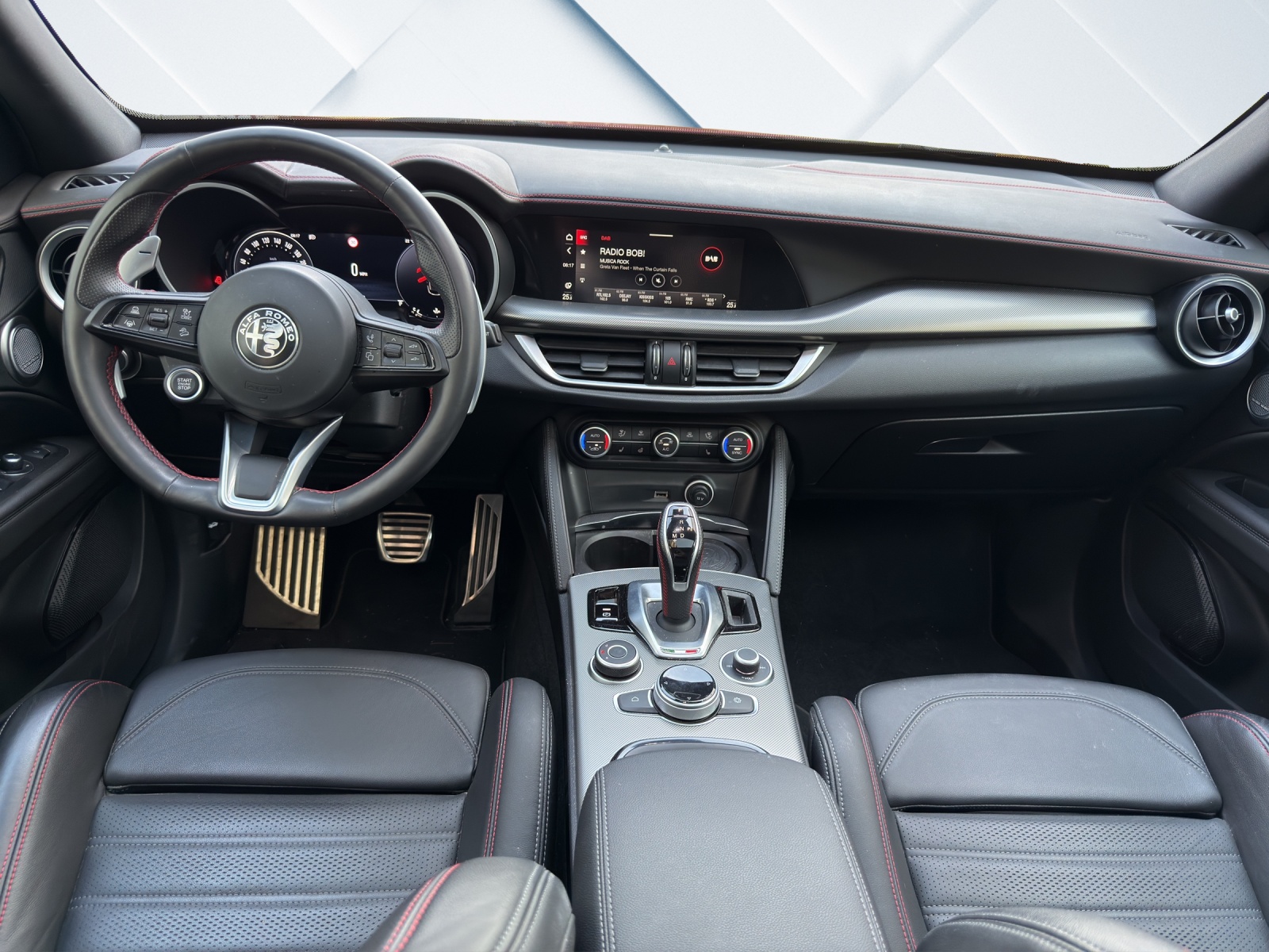 ALFA ROMEO Stelvio 2.0 Q4 280 Competizione-image-11