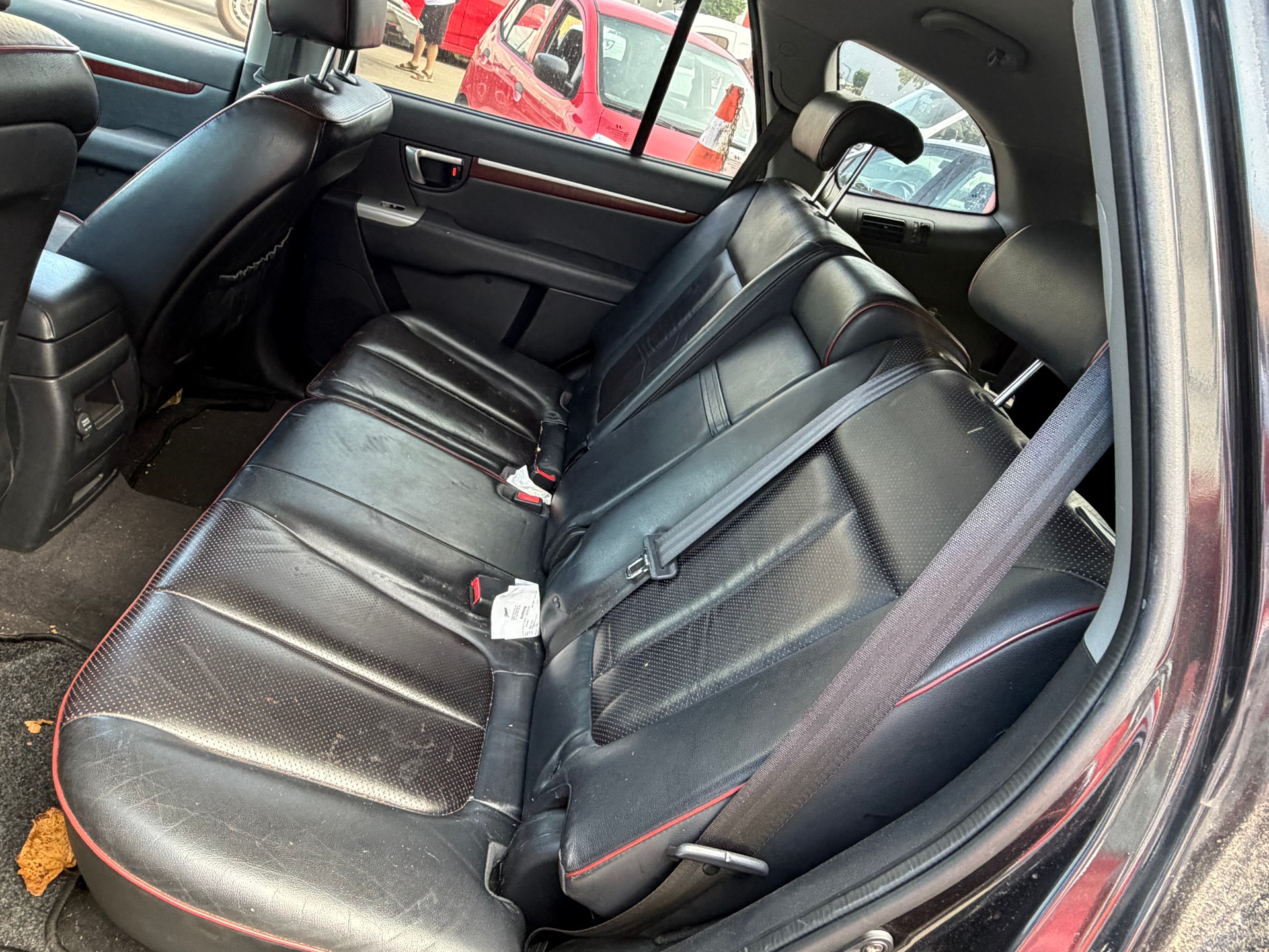HYUNDAI Santa Fe 2.2 CRDi Premium 4WD Automatic-image-7