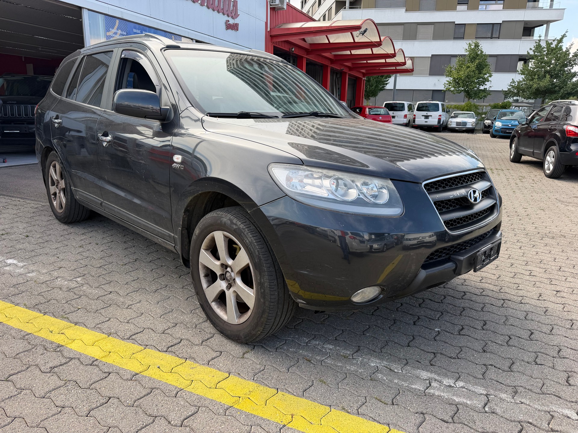 HYUNDAI Santa Fe 2.2 CRDi Premium 4WD Automatic-image-1