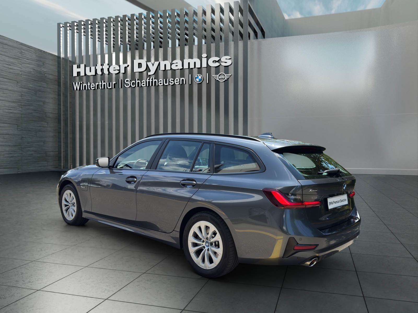 BMW 320e xDrive Touring HARMAN/KARDON SURROUND SOUND SYSTEM-image-7