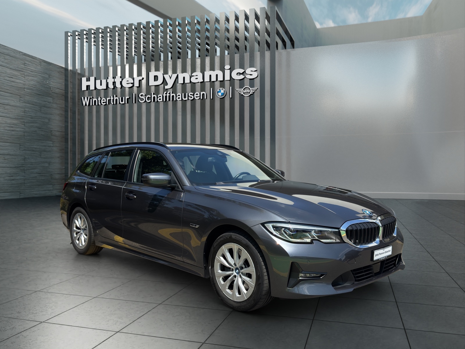 BMW 320e xDrive Touring HARMAN/KARDON SURROUND SOUND SYSTEM-image-4