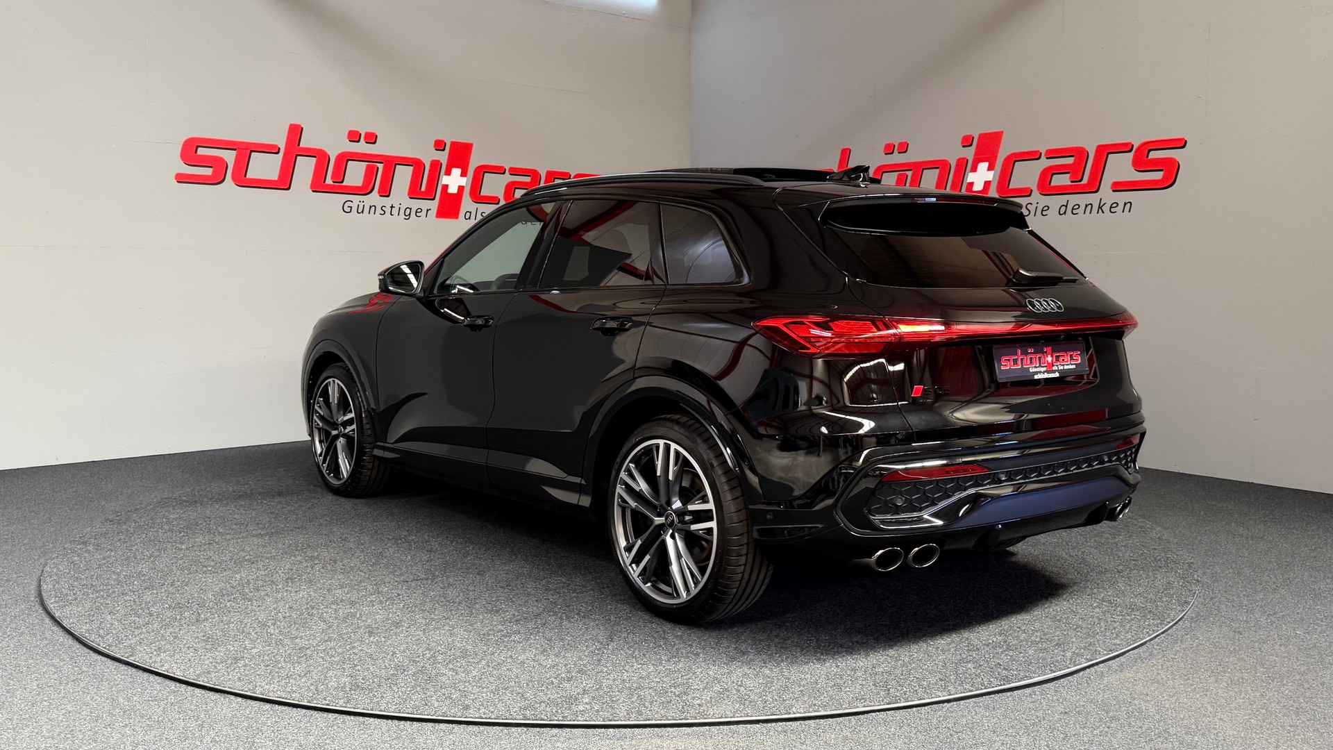 AUDI SQ5 TFSI quattro S-tronic-image-3