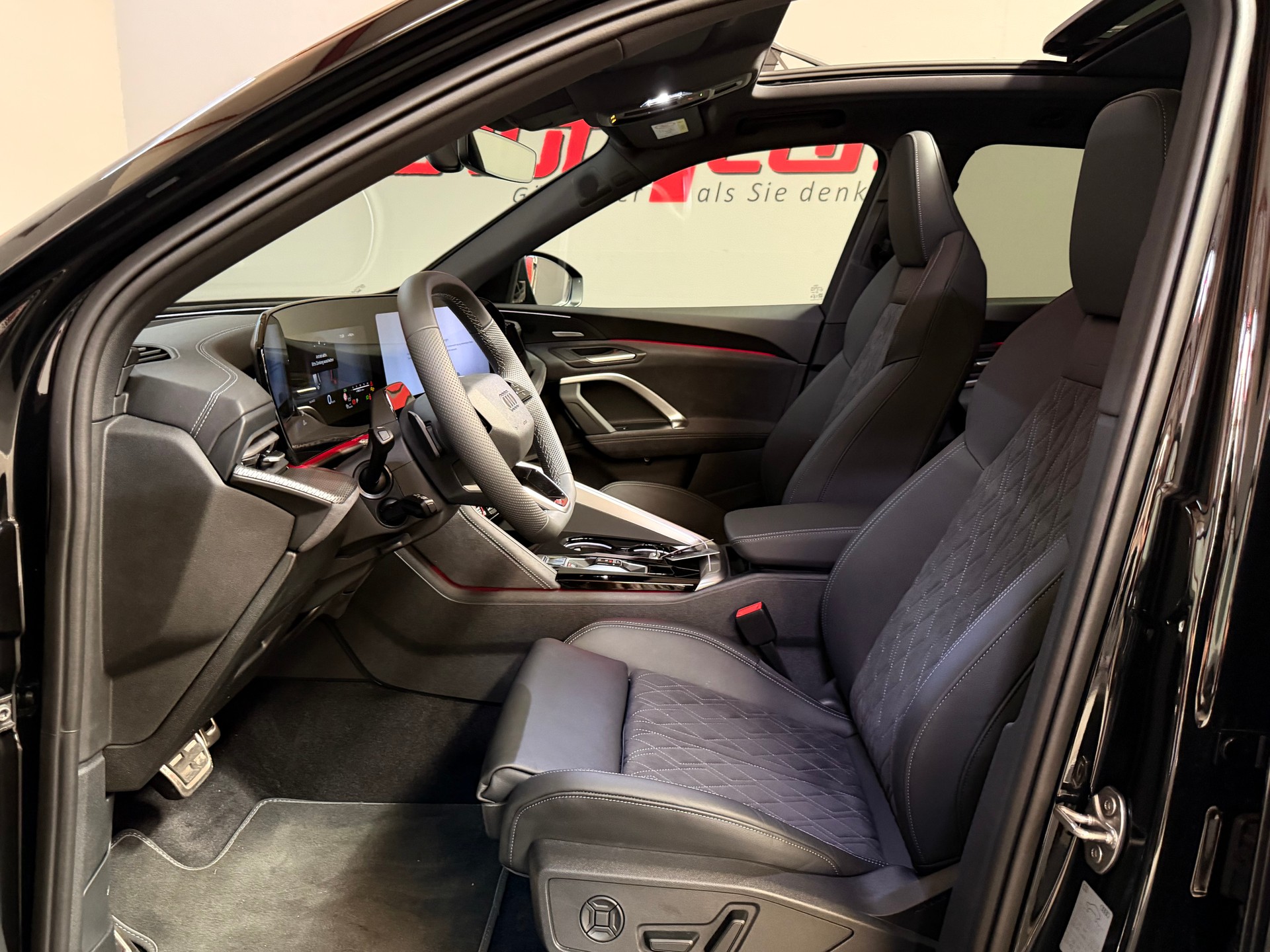 AUDI SQ5 TFSI quattro S-tronic-image-13