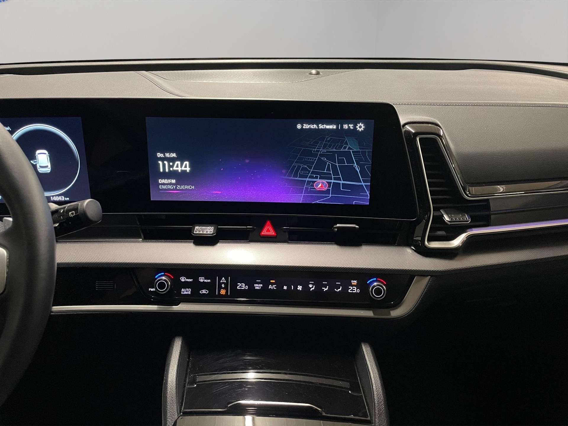 KIA Sportage 1.6 T-GDi PHEV Power Edition-image-8