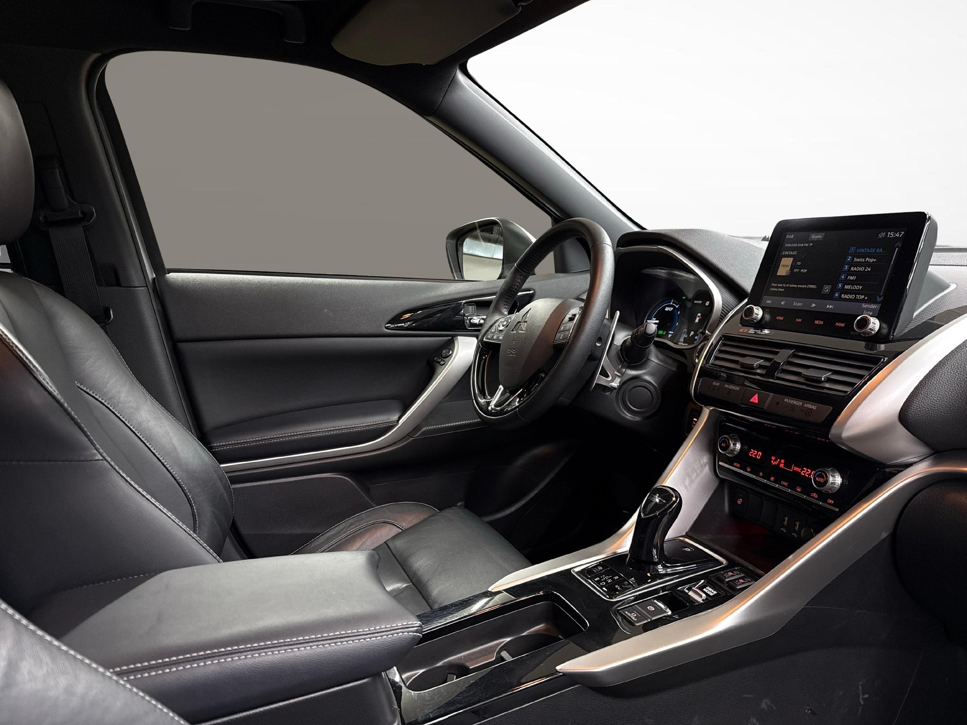 MITSUBISHI Eclipse Cross 2.4 PHEV Instyle 4x4-image-9