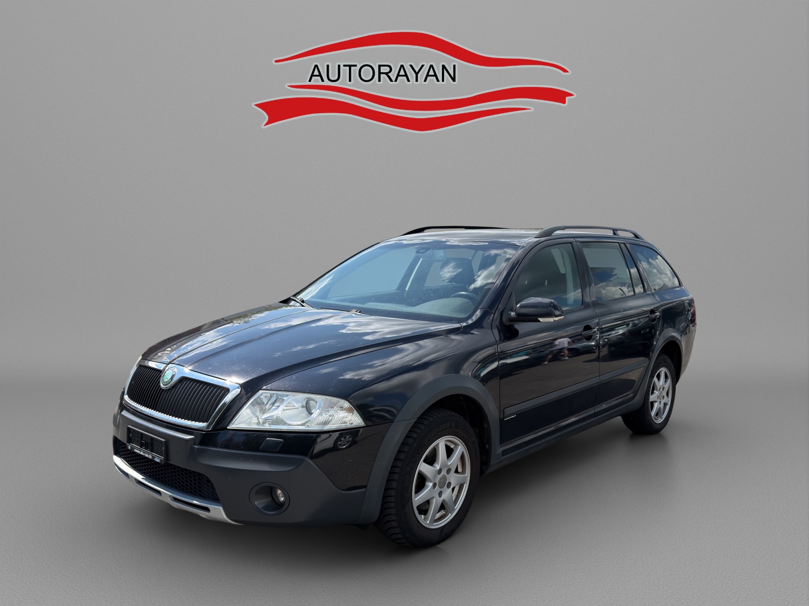 SKODA Octavia Scout 2.0 FSI 4x4-image-1