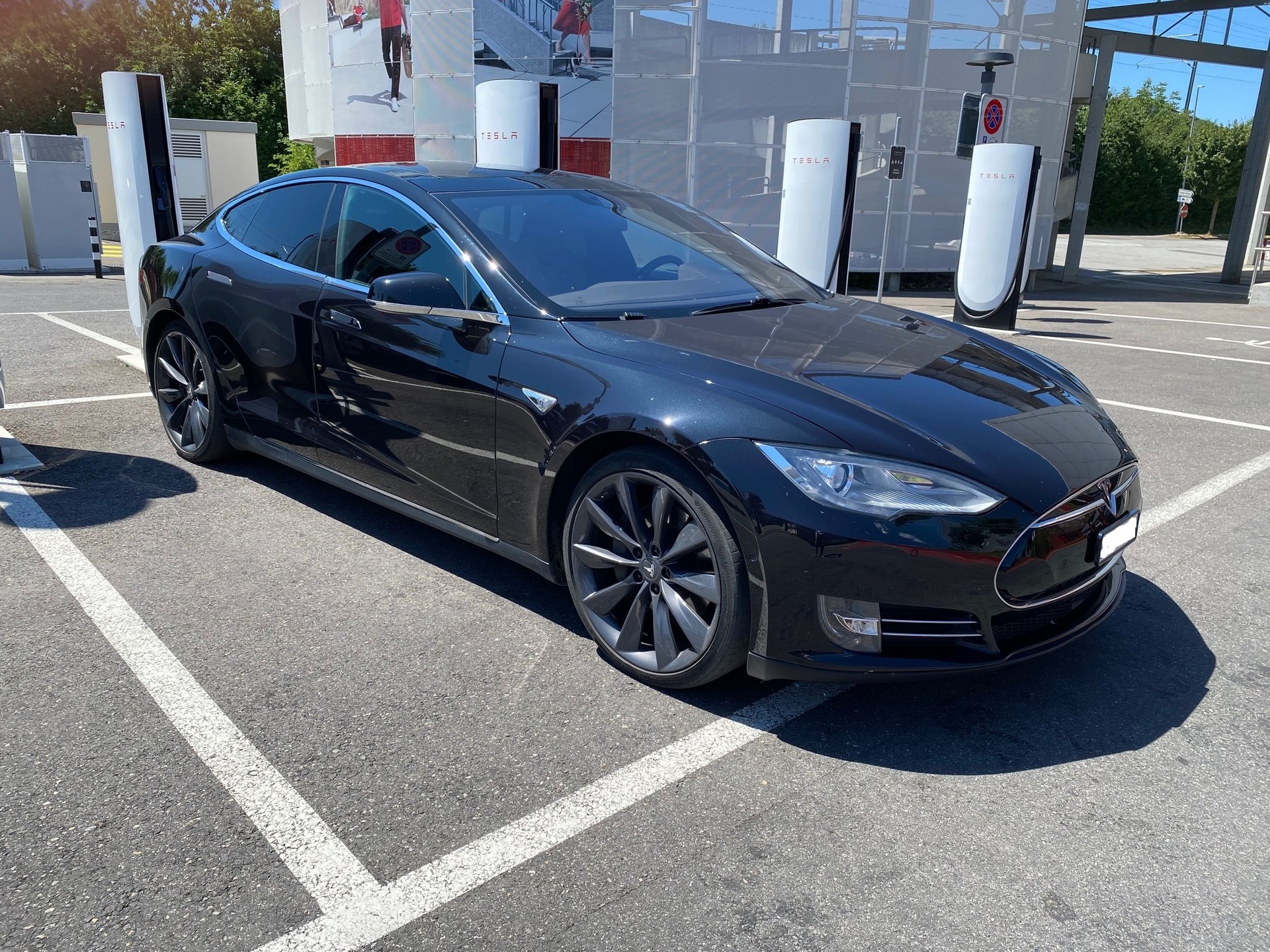 TESLA 90 D-image-4