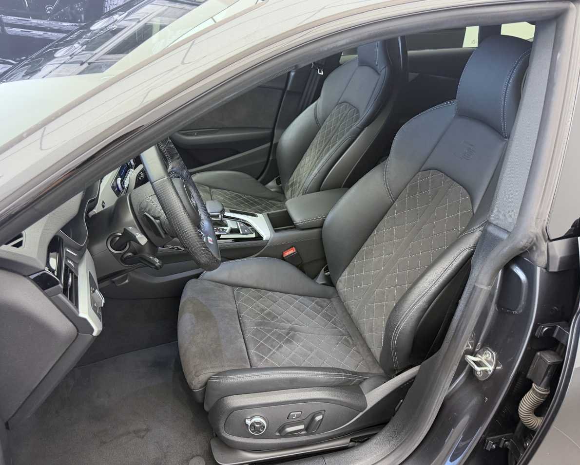 AUDI A5 Sportback 40 TFSI S-Line S-tronic quattro-image-4