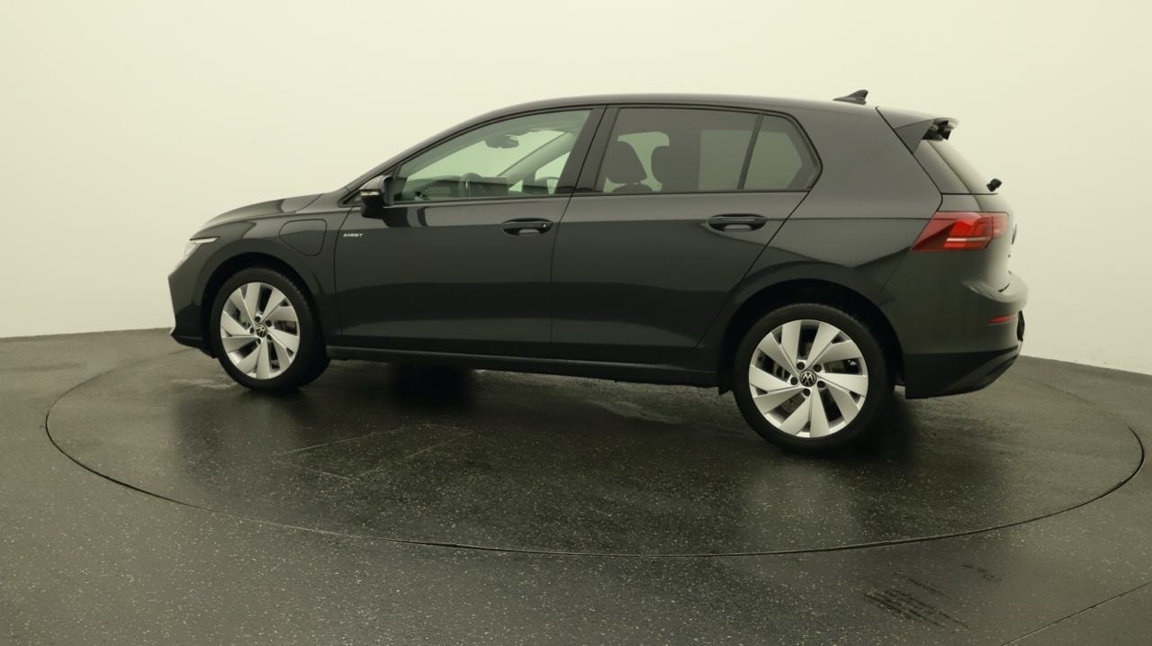 VW Golf VIII 1.5 TSI PHEV Limited-image-2