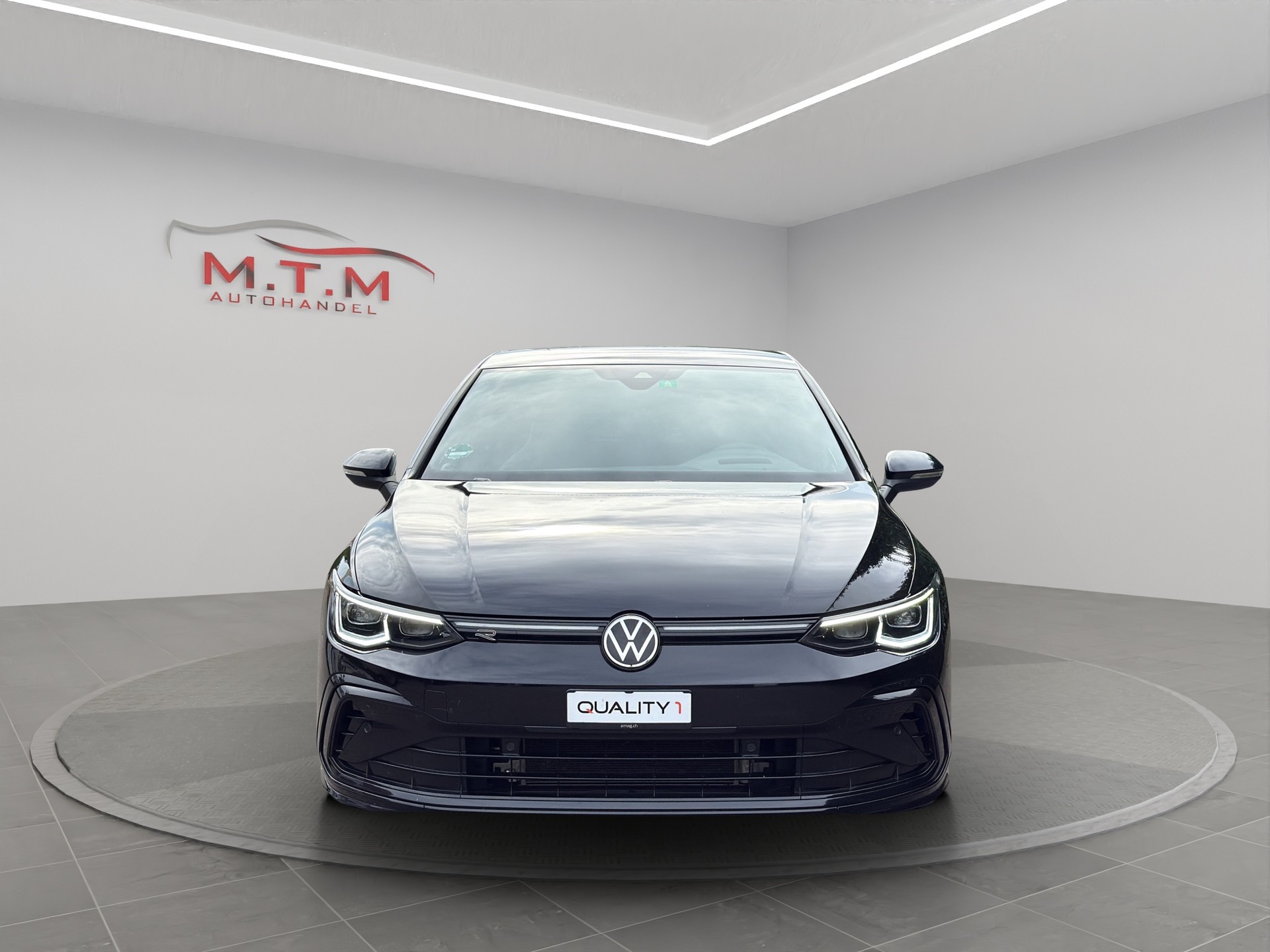 VW Golf 1.5 eTSI mHEV ACT R-Line DSG-image-1