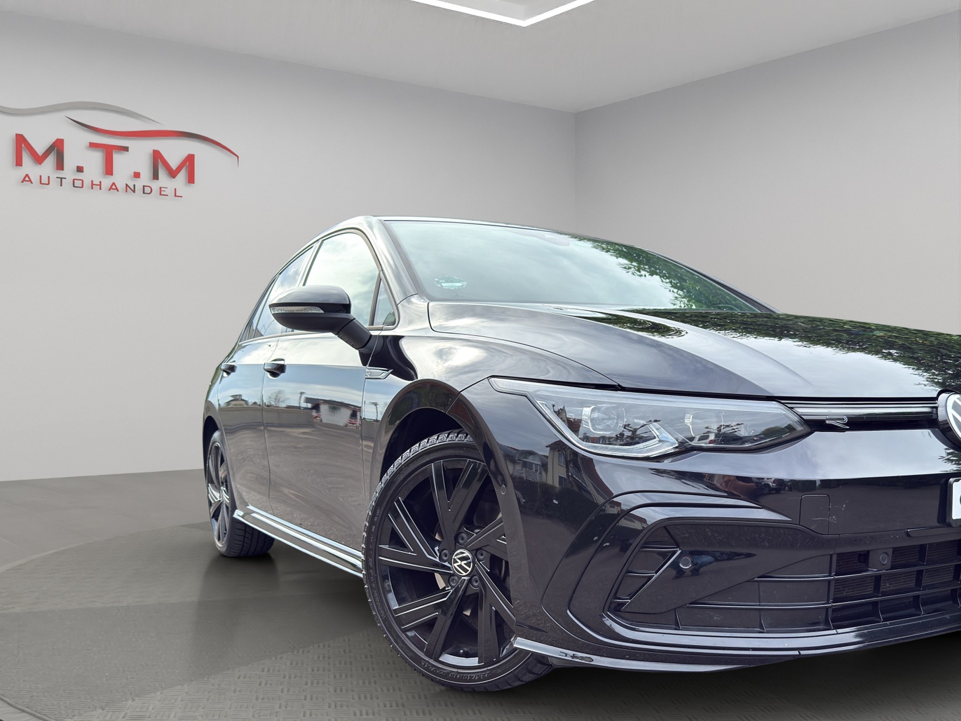 VW Golf 1.5 eTSI mHEV ACT R-Line DSG-image-16