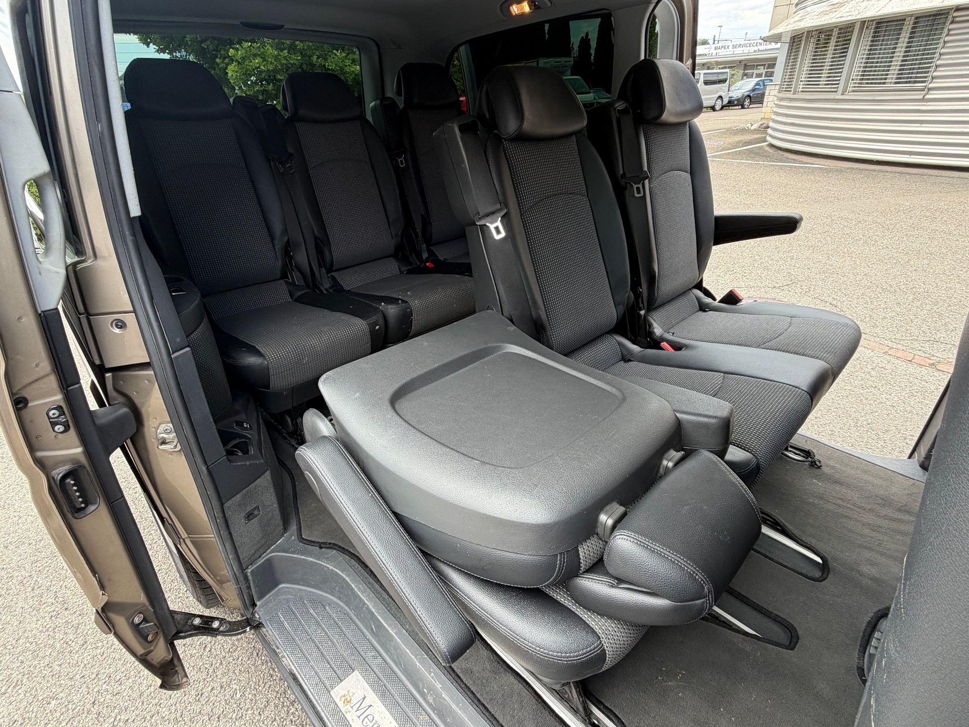 MERCEDES-BENZ Viano 2.2 CDI Blue Efficiency Trend L A-image-9