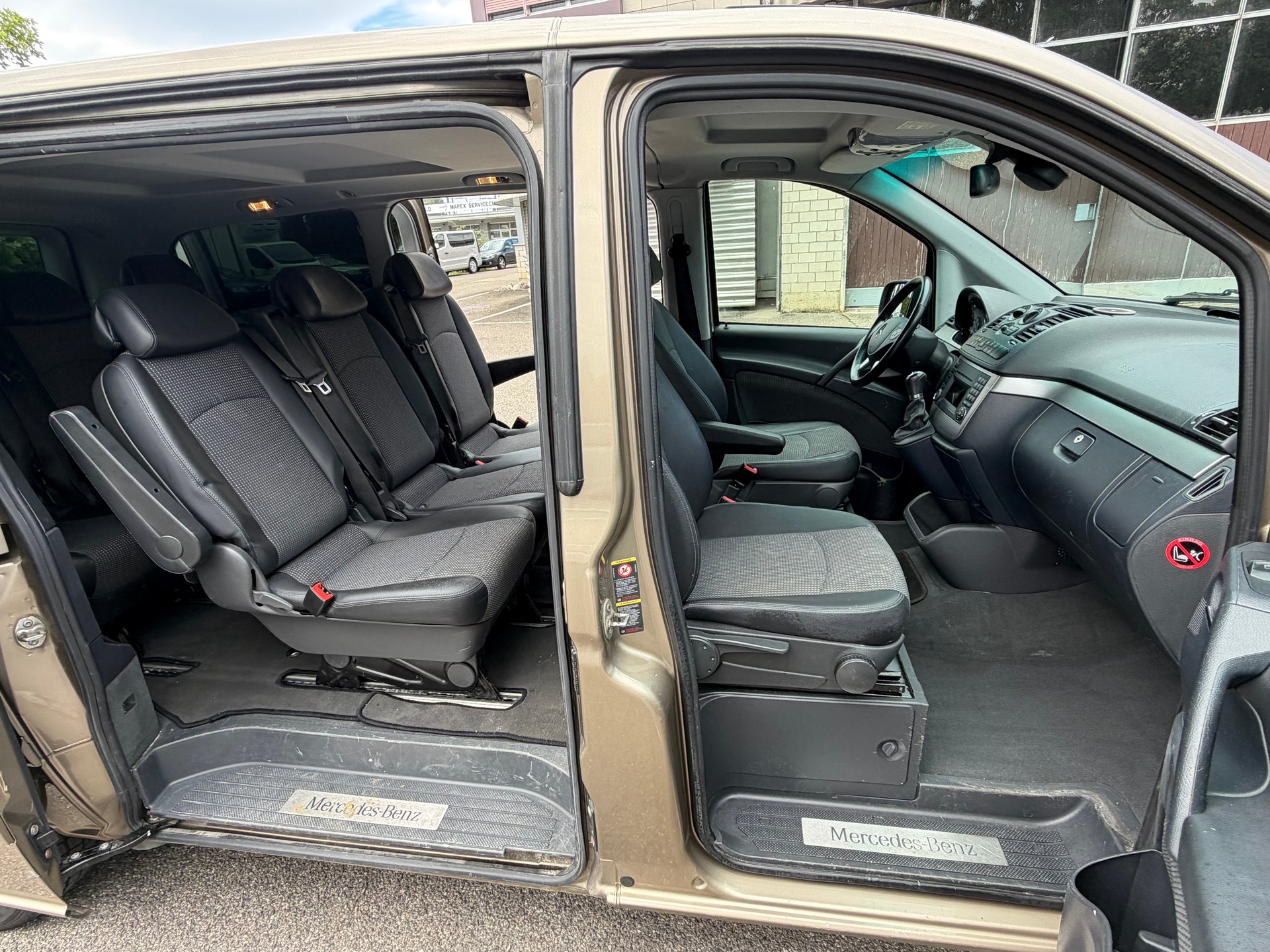 MERCEDES-BENZ Viano 2.2 CDI Blue Efficiency Trend L A-image-10