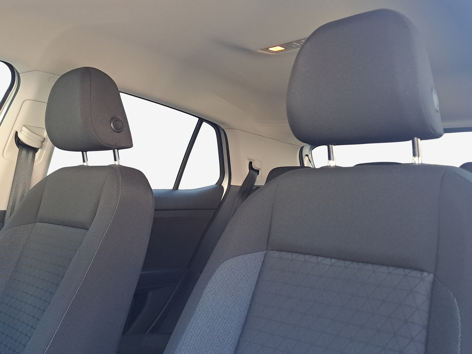 VW T-Cross 1.0 TSI Life Limited DSG-image-14