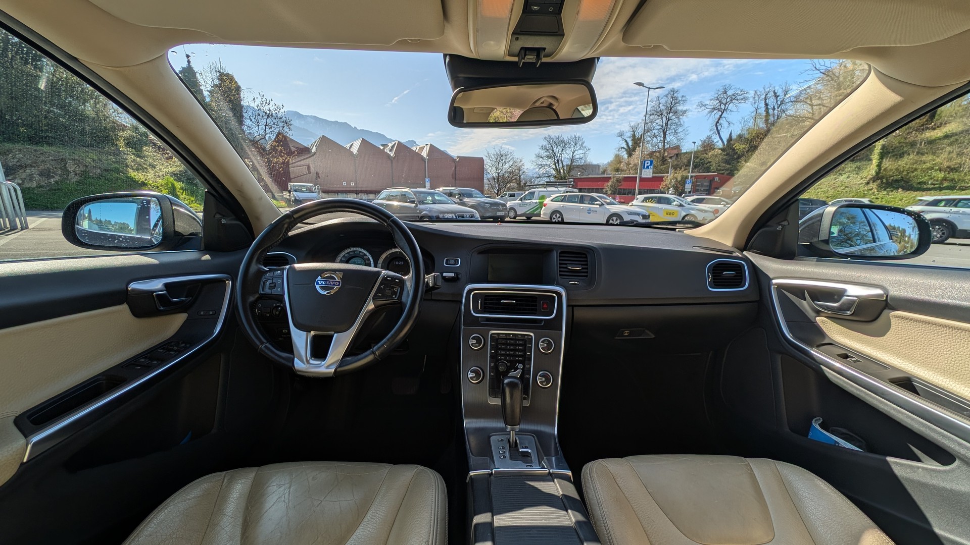 VOLVO 2.4 D5 Summum-image-2