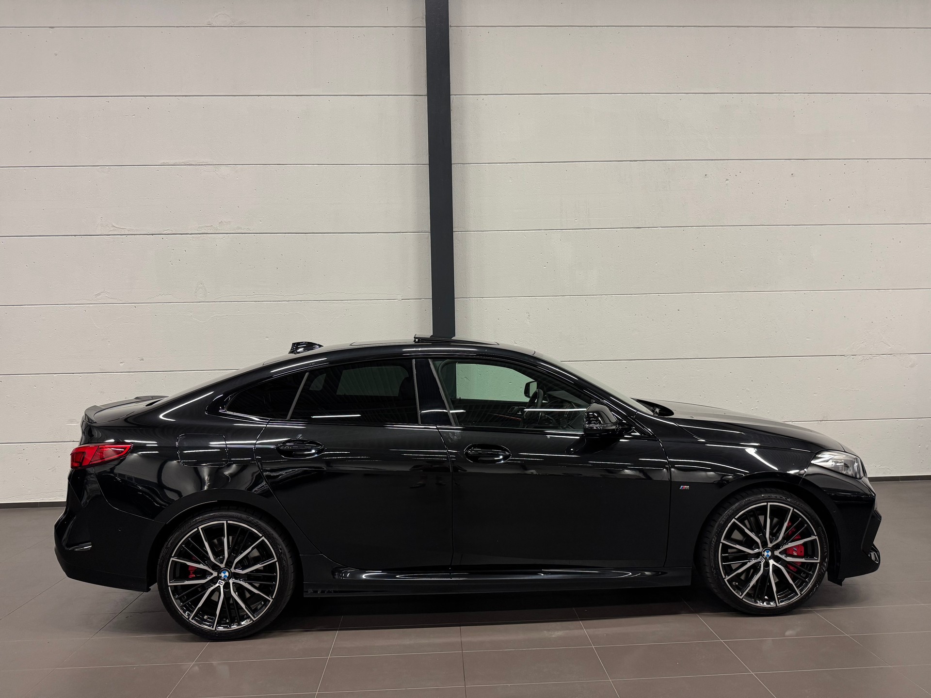 BMW M235i Gran Coupé xDrive Pure M Sport Steptronic-image-8