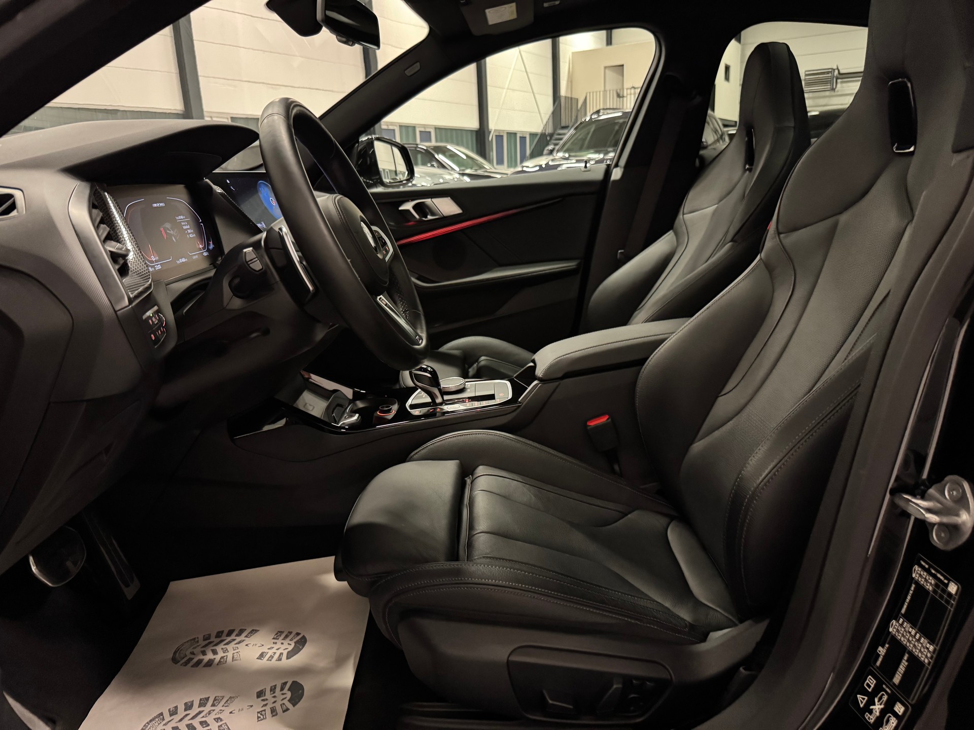 BMW M235i Gran Coupé xDrive Pure M Sport Steptronic-image-17