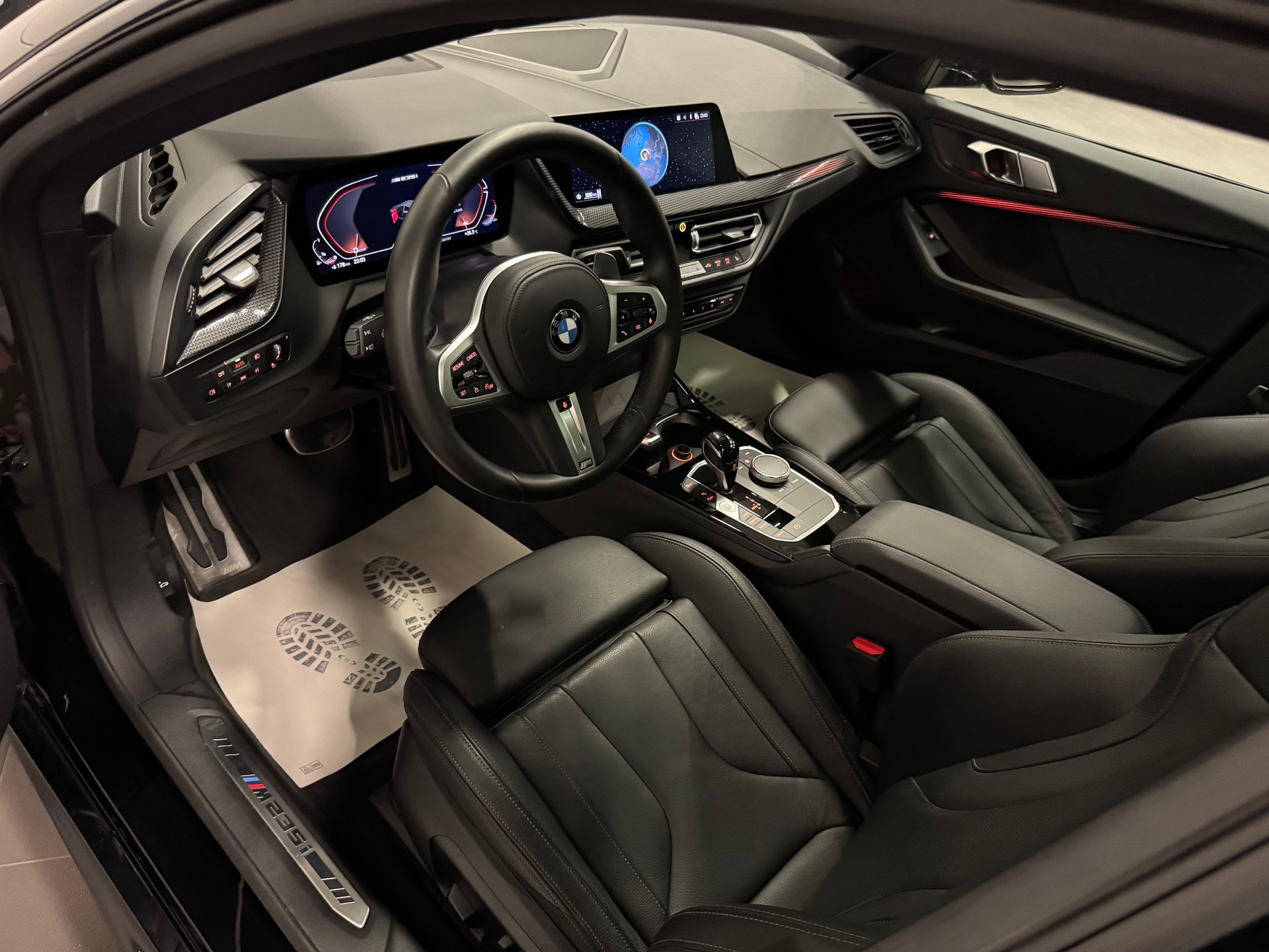 BMW M235i Gran Coupé xDrive Pure M Sport Steptronic-image-16