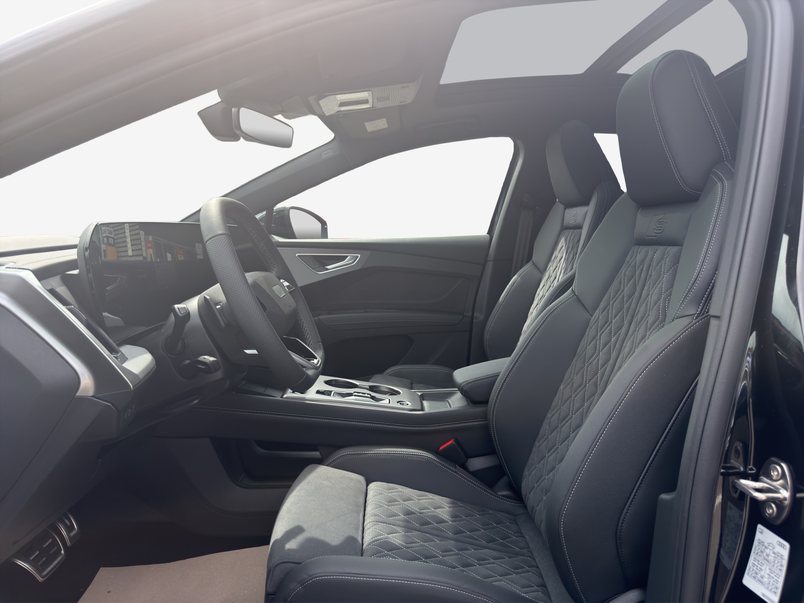 AUDI Q4 e-tron SUV quattro performance-image-11