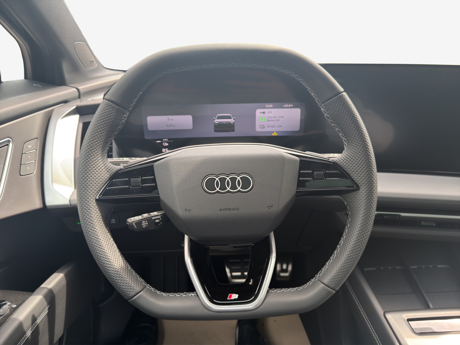AUDI Q4 e-tron SUV quattro performance-image-13