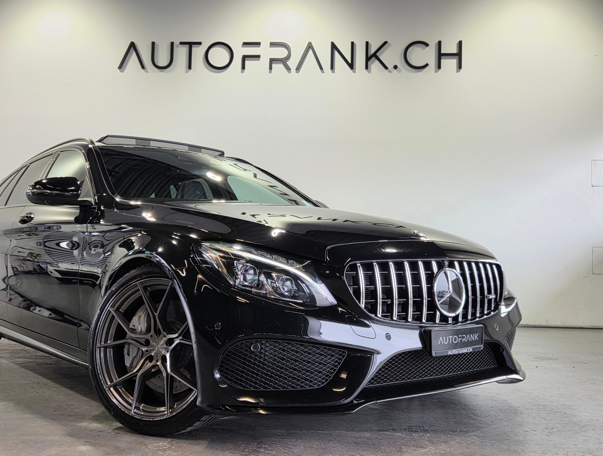 MERCEDES-BENZ C 43 AMG 4matic Kombi-image-8