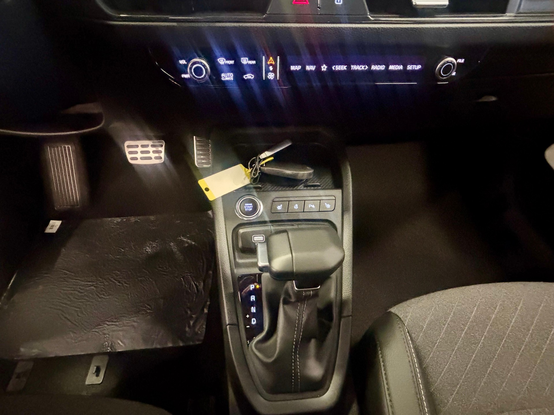 KIA Stonic 1.0 T-GDi MHEV GT-Line-image-12