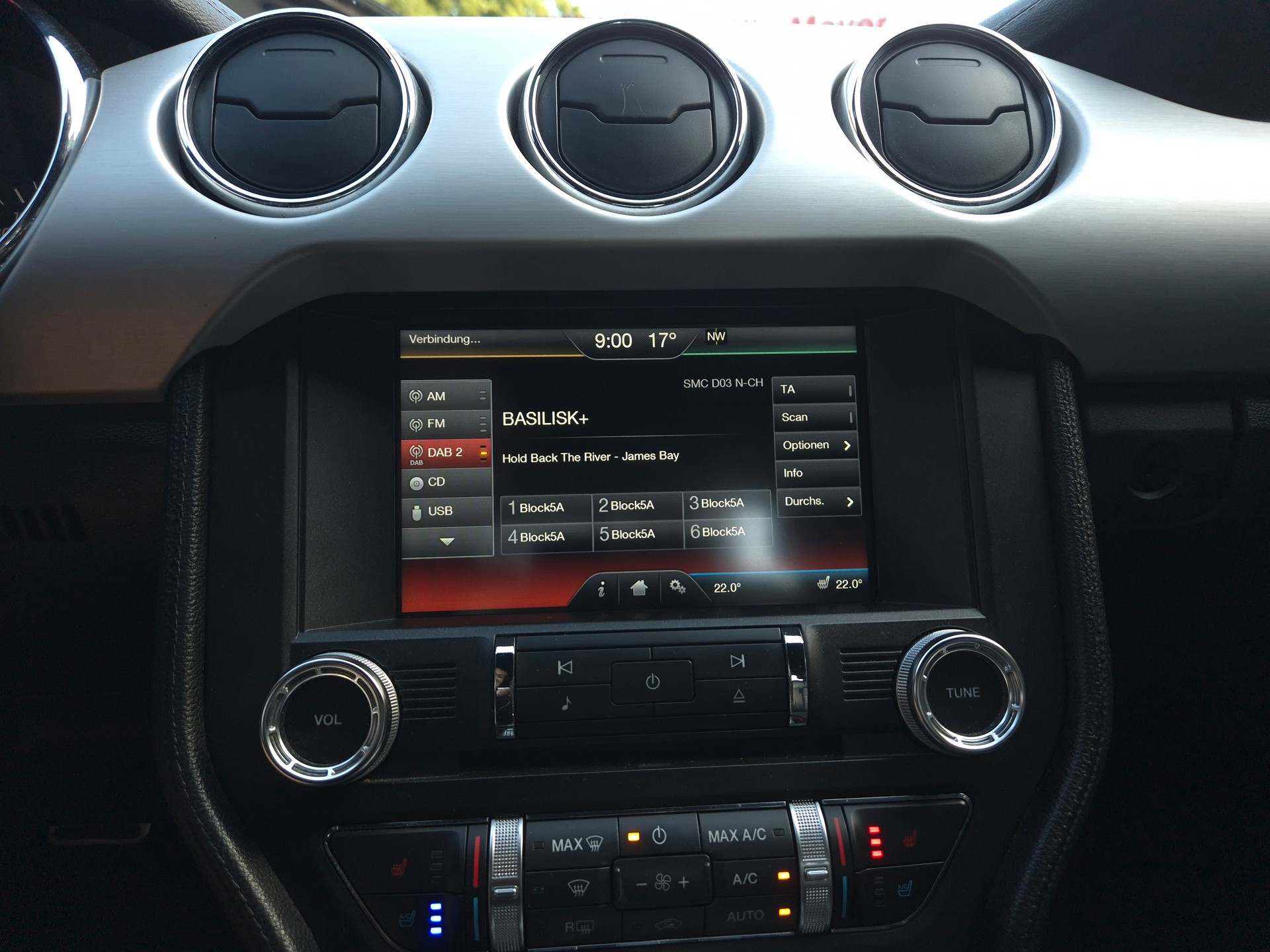 FORD Mustang Fastback 5.0 V8 GT Automat-image-21