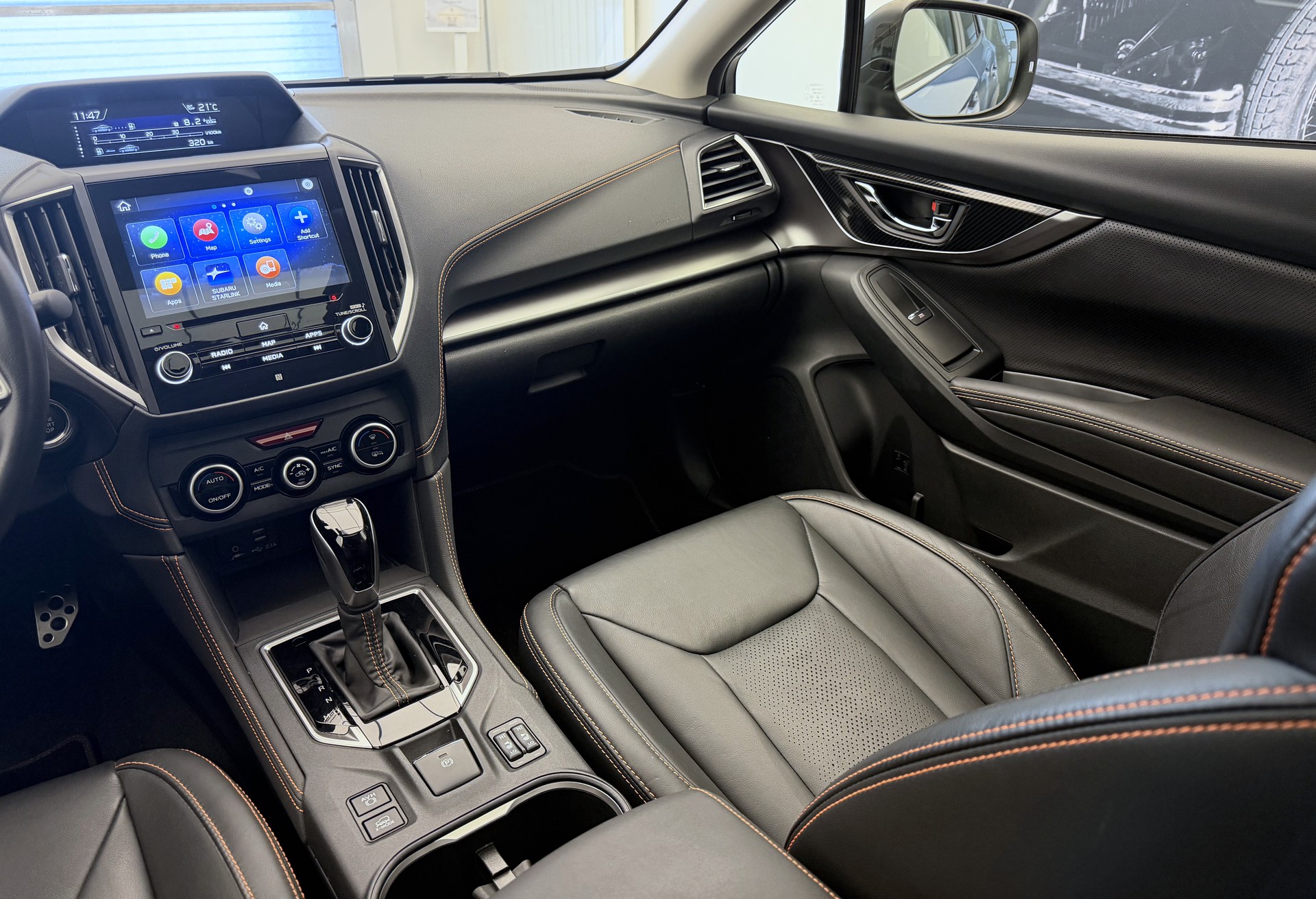 SUBARU XV 2.0 e-Boxer Swiss Plus AWD Lineartronic-image-14