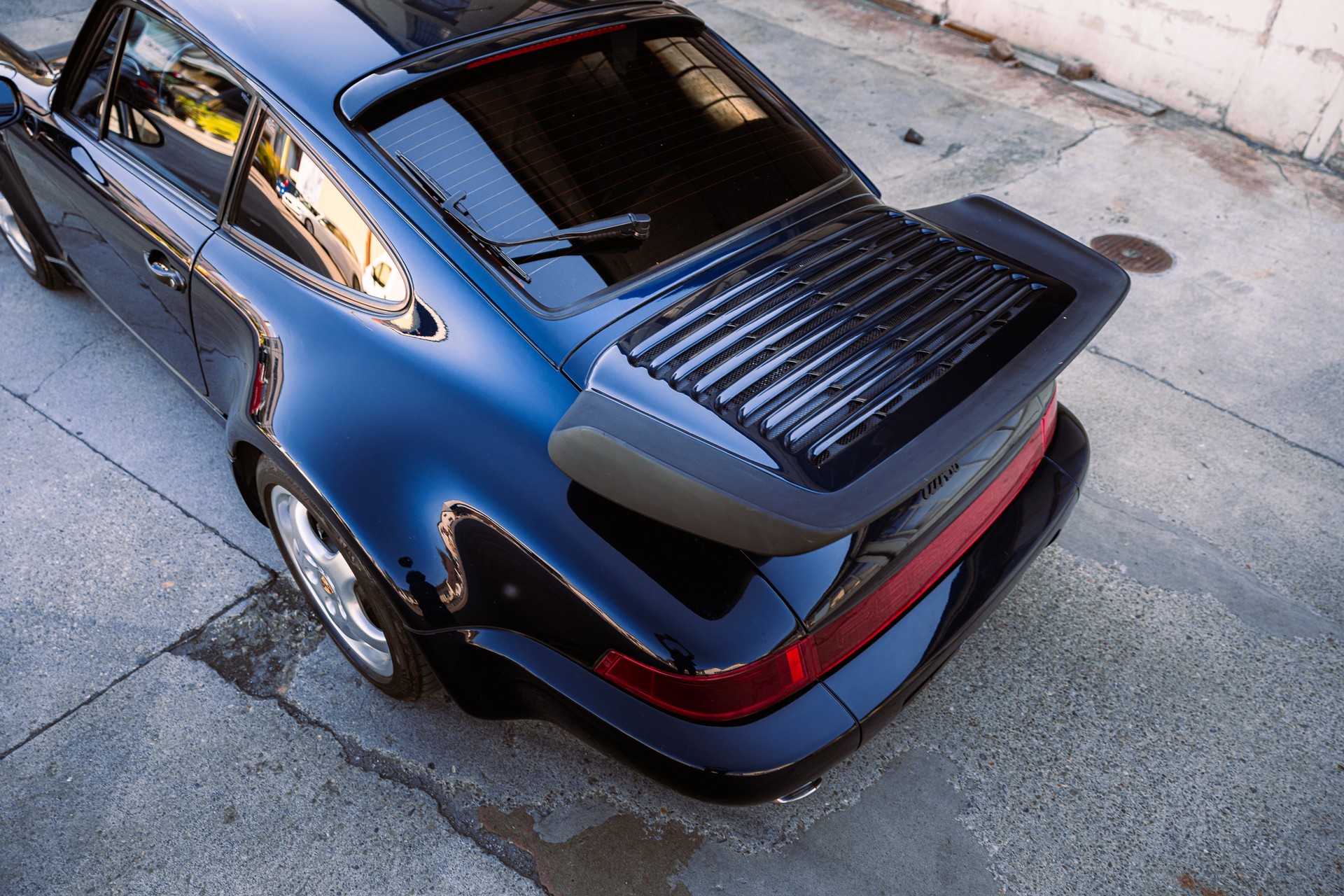 PORSCHE 911 Turbo II 3.3-image-11