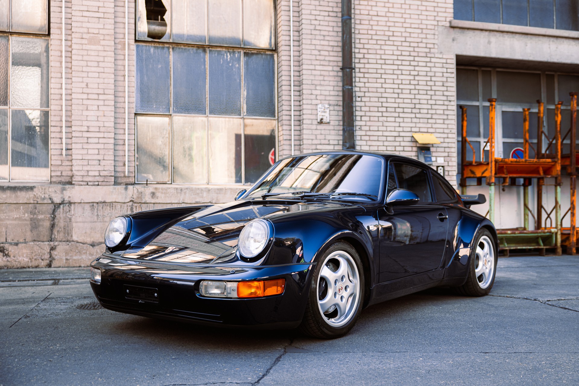 PORSCHE 911 Turbo II 3.3-image-2