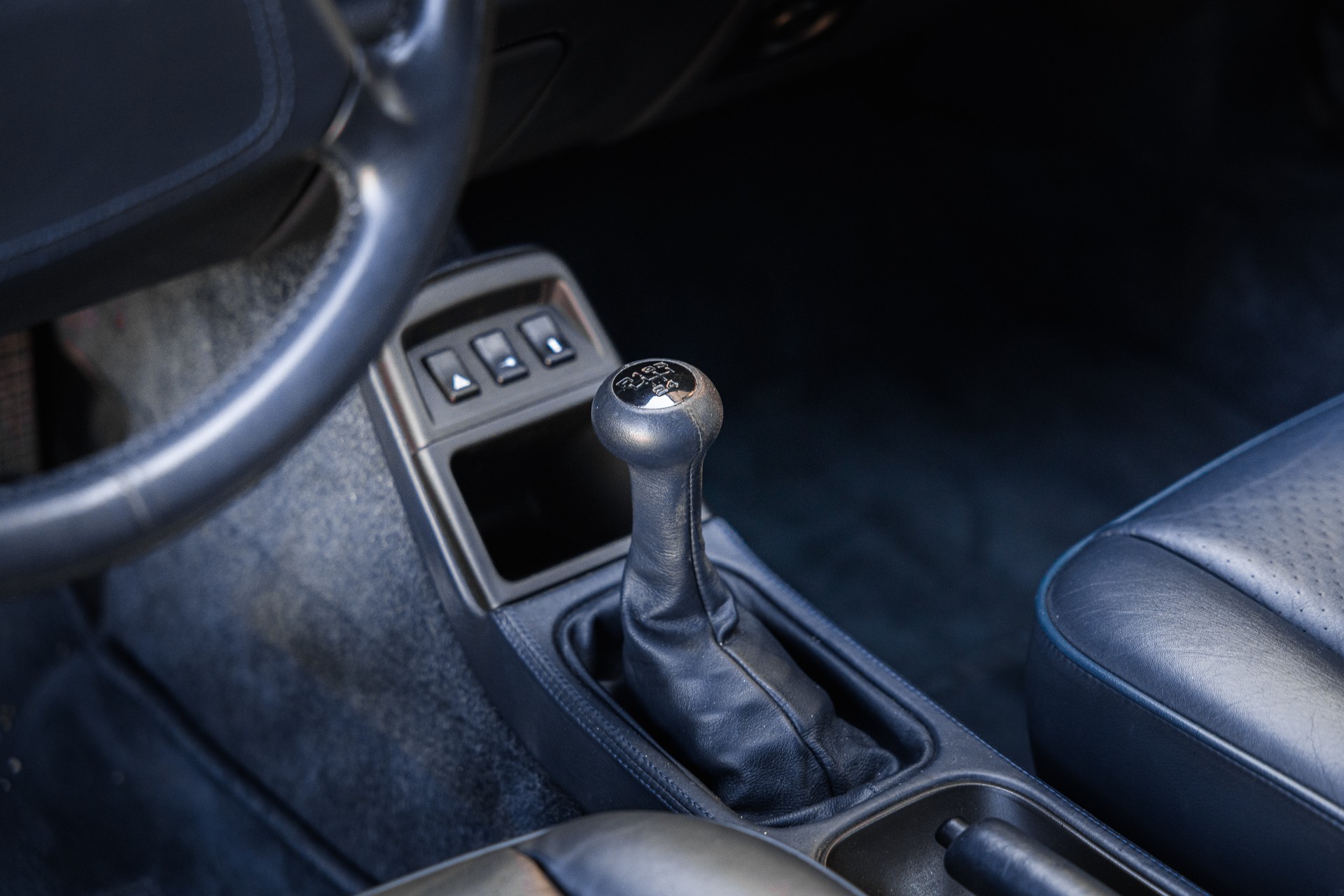 PORSCHE 911 Turbo II 3.3-image-8