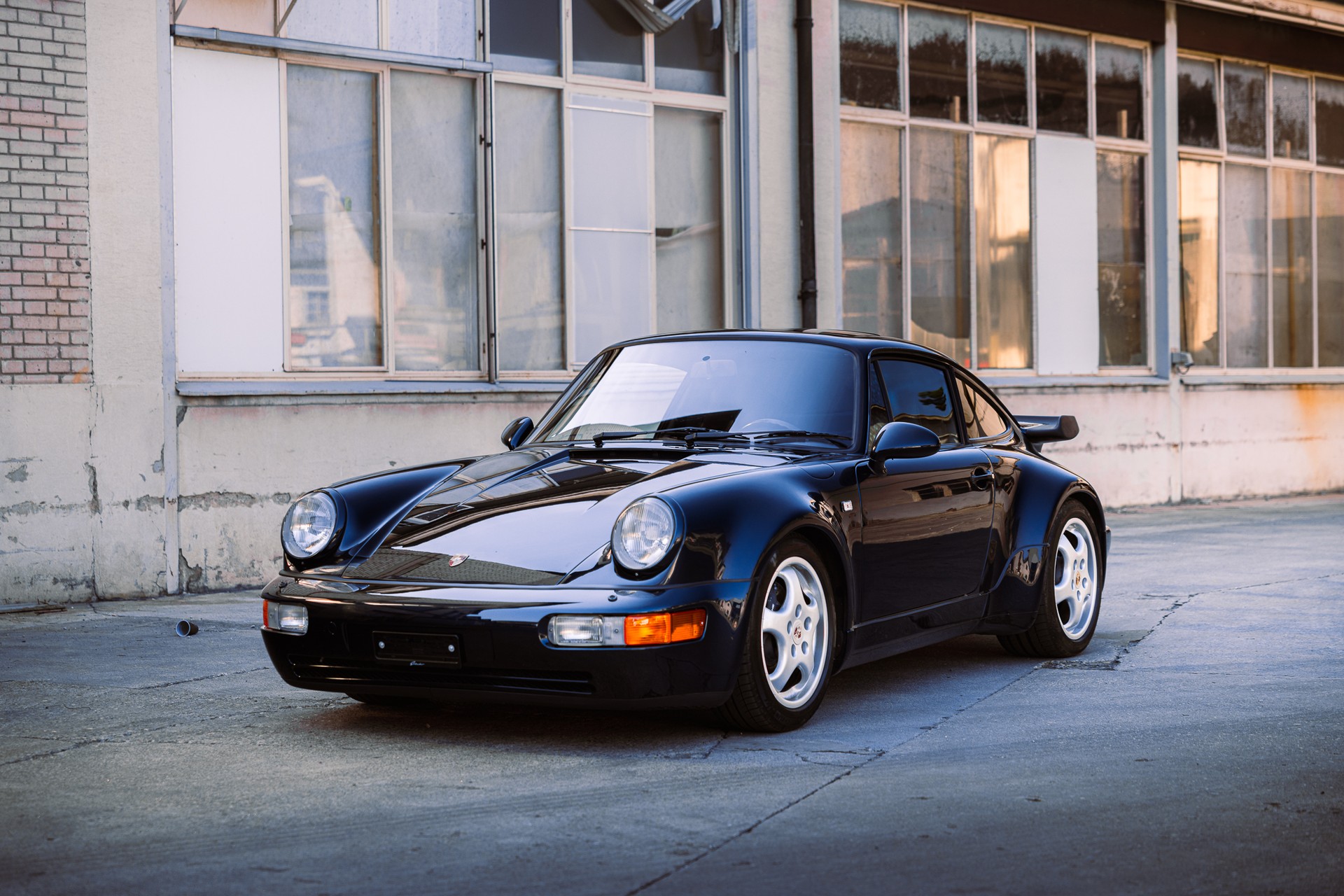 PORSCHE 911 Turbo II 3.3-image-13