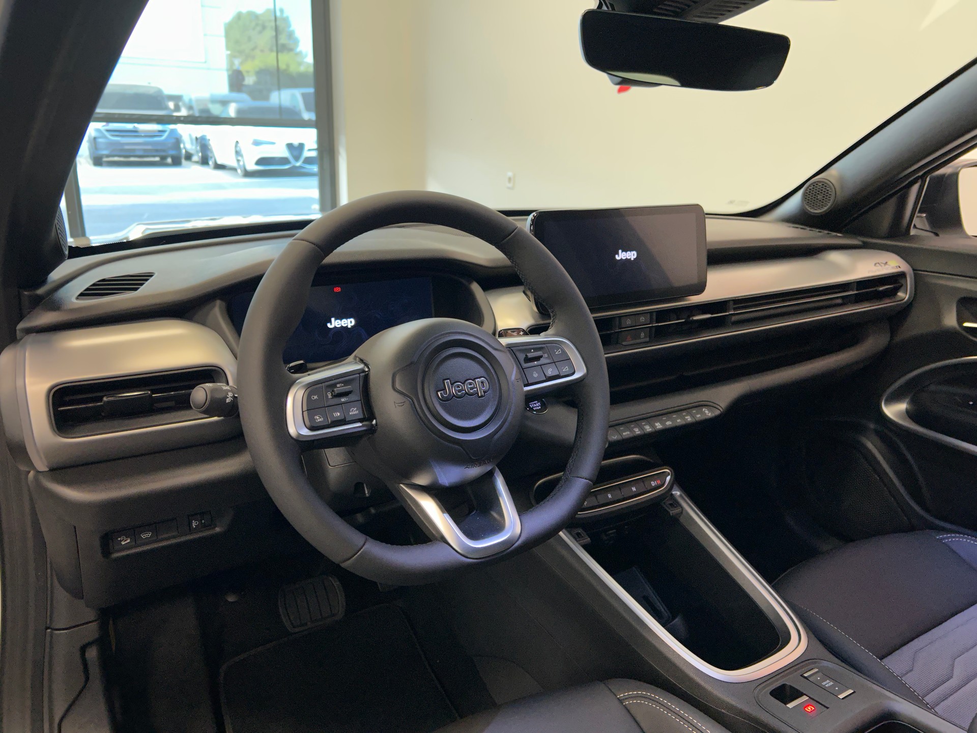 JEEP Avenger 1.2 Turbo MHEV Overland 4xe-image-9