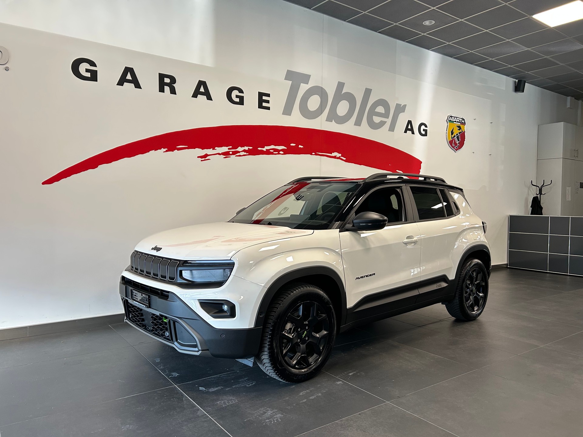 JEEP Avenger 1.2 Turbo MHEV Overland 4xe-image-0