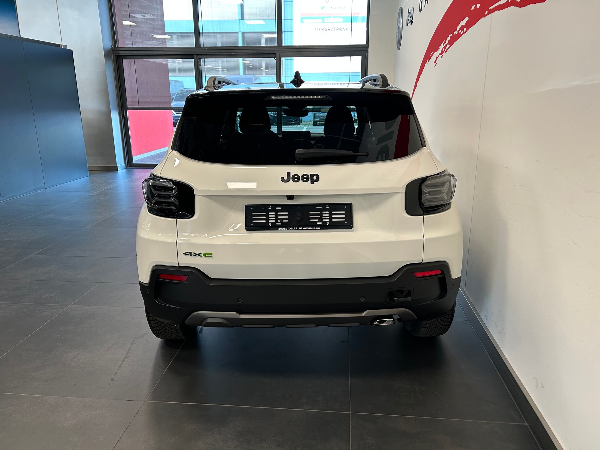 JEEP Avenger 1.2 Turbo MHEV Overland 4xe-image-17