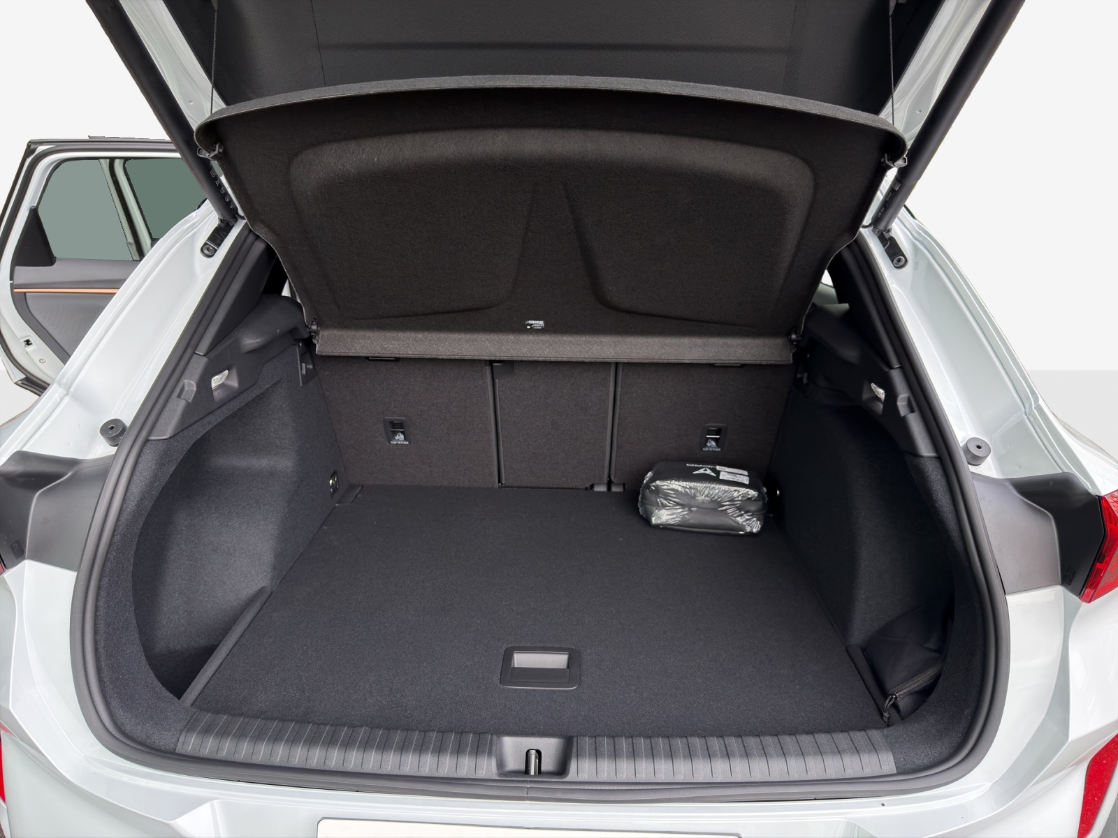 CUPRA CUPRA TERRAMAR VZ e-HYBRID PRIME EDITION-image-9