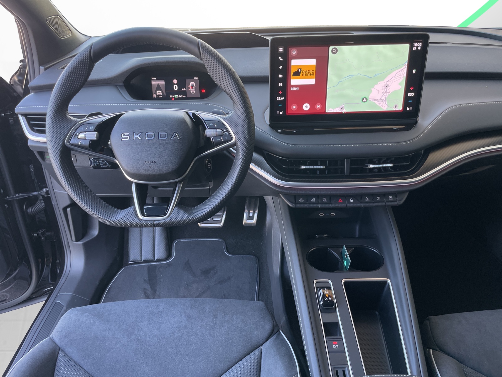 SKODA Elroq 85x Sportline 4x4-image-9