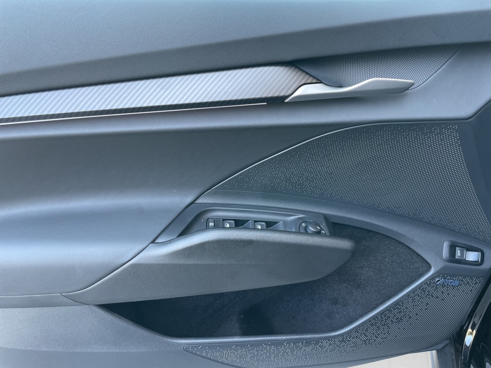 SKODA Elroq 85x Sportline 4x4-image-5