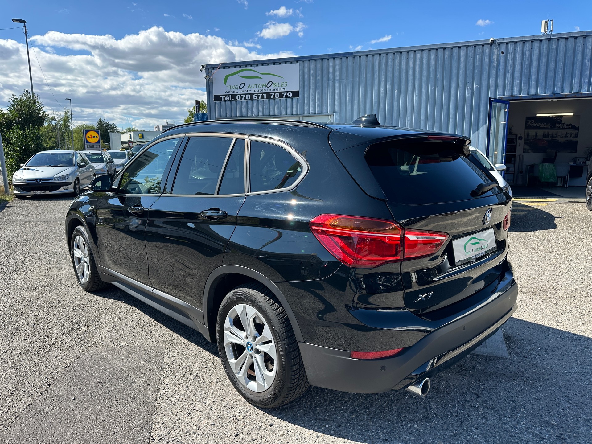 BMW X1 xDrive 25e Steptronic-image-5