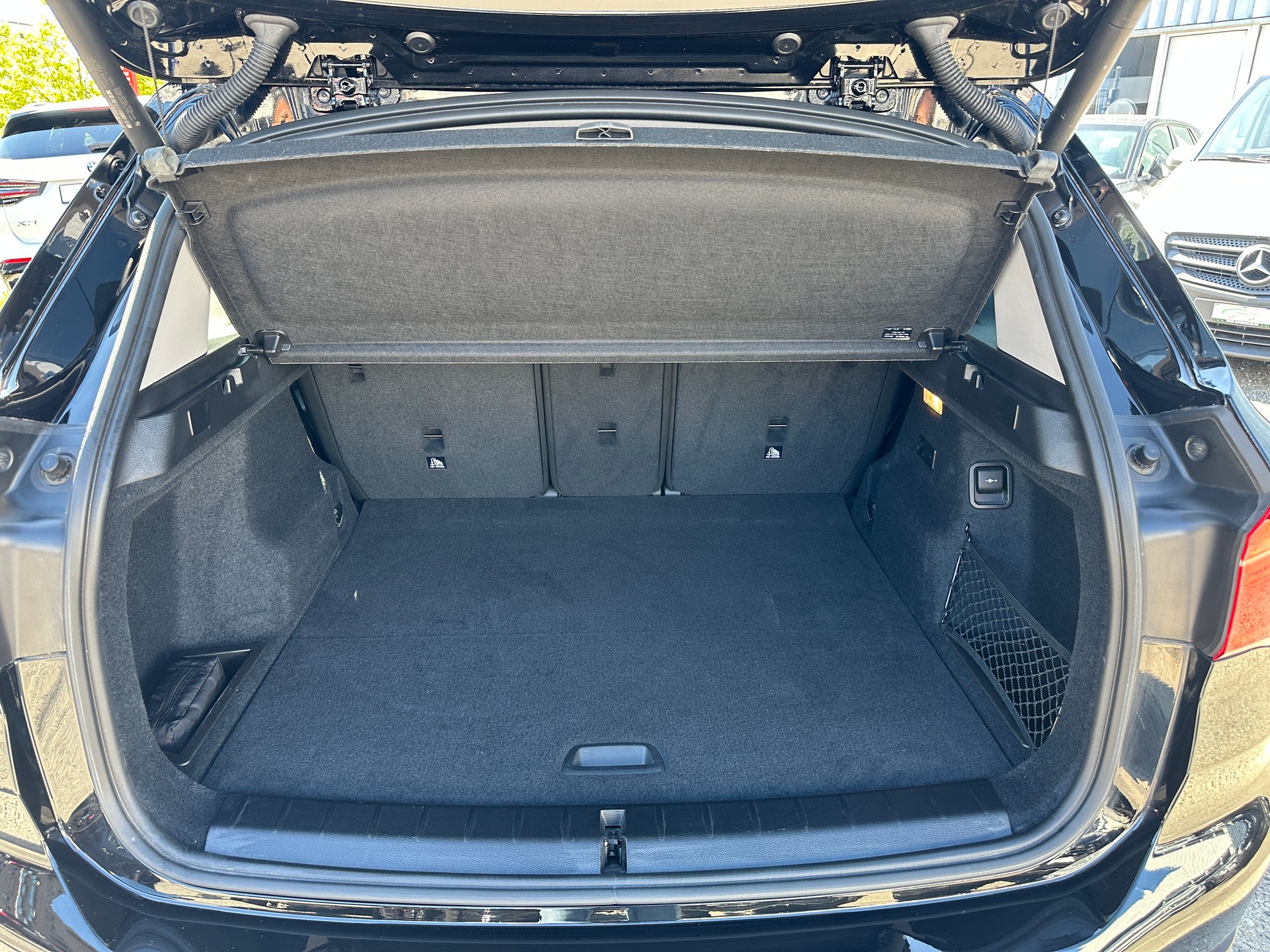 BMW X1 xDrive 25e Steptronic-image-9
