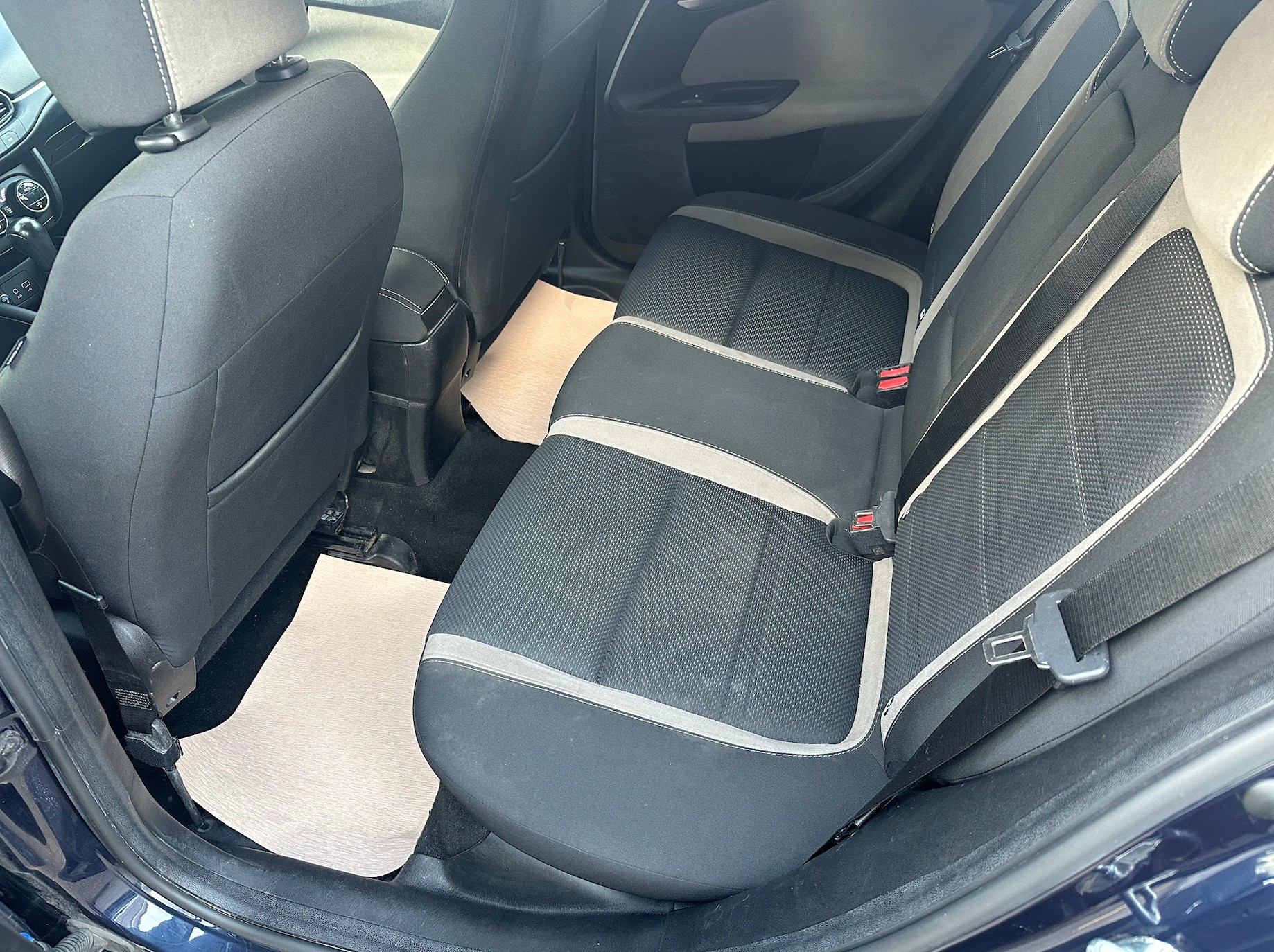 FIAT Tipo 1.6MJ Station Wagon S-Design DCT-image-14
