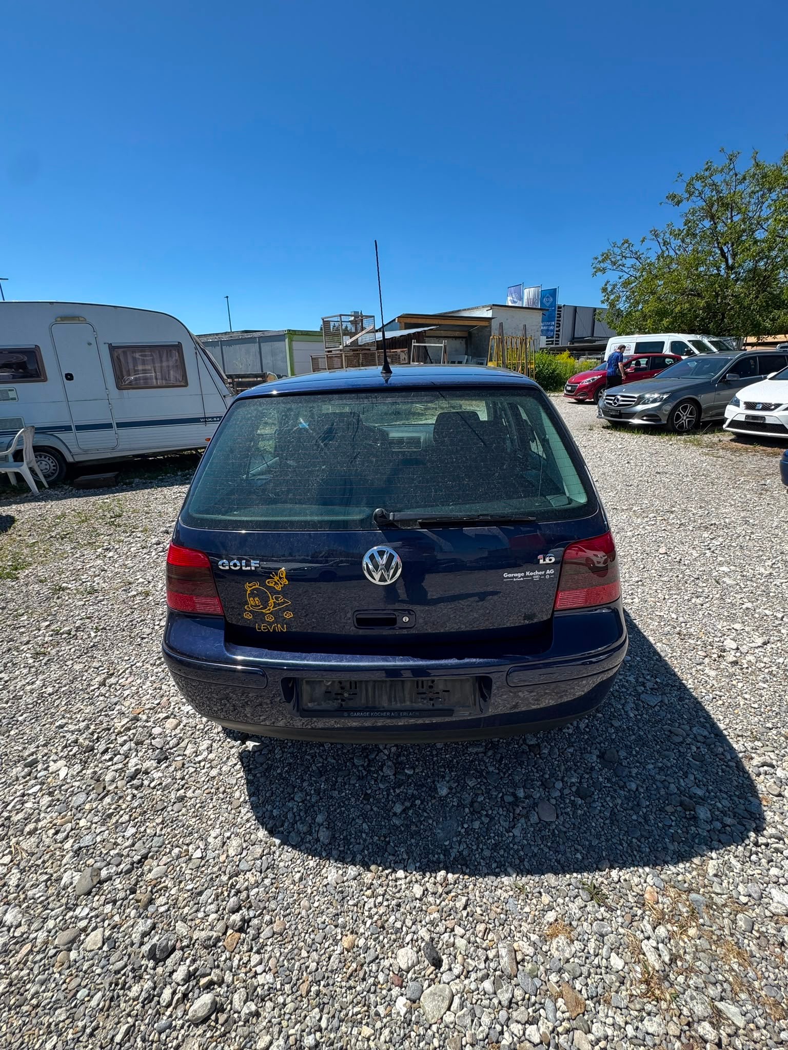 VW Golf 1.6 16V-image-8