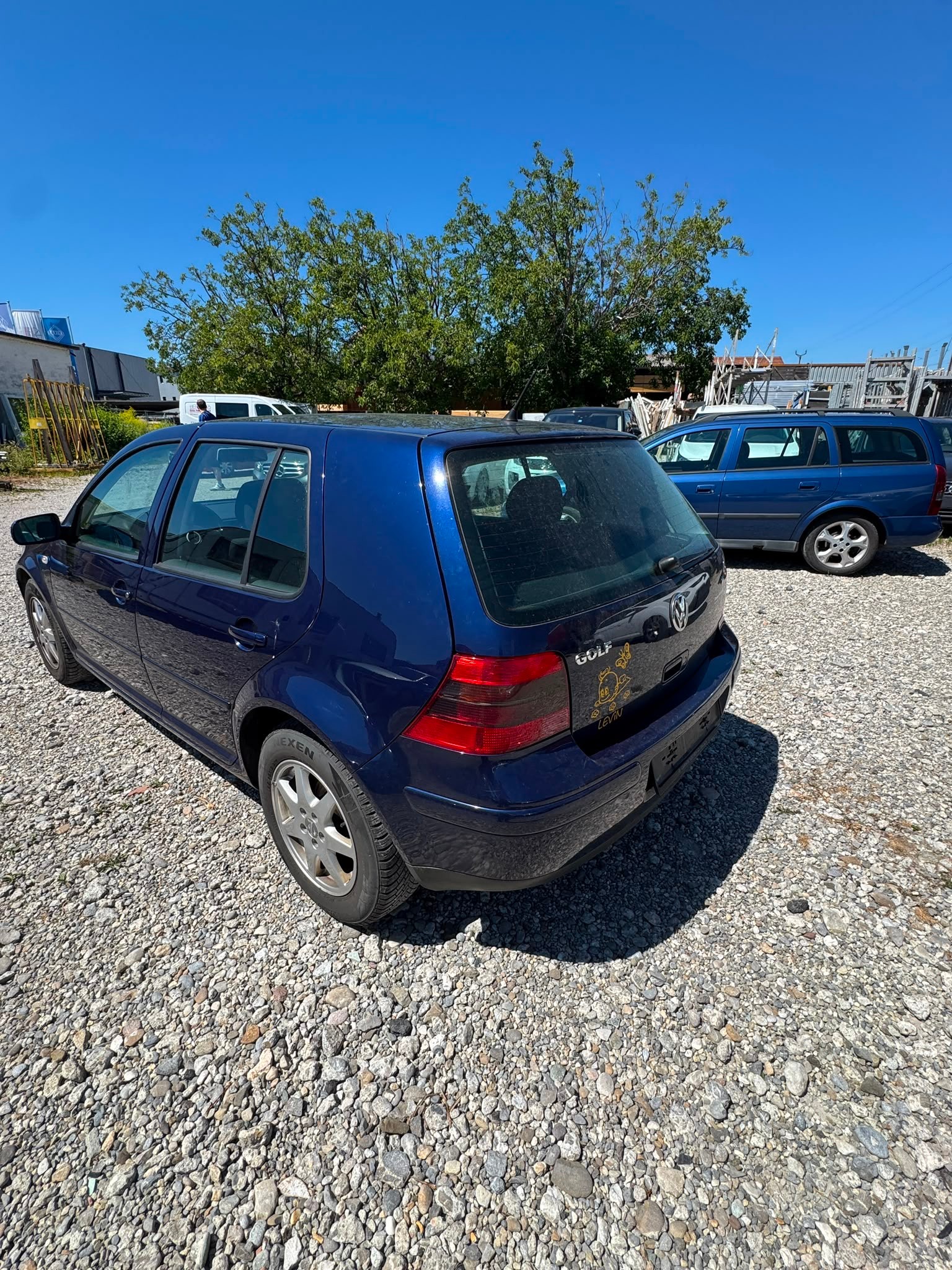 VW Golf 1.6 16V-image-3