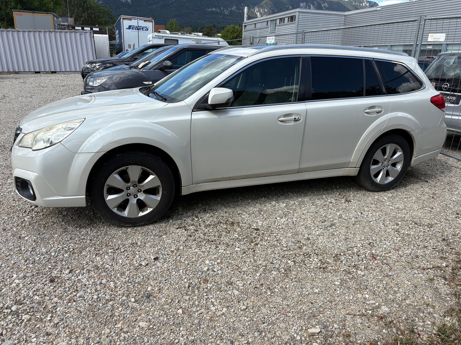 SUBARU Outback 2.0D Swiss AWD-image-2