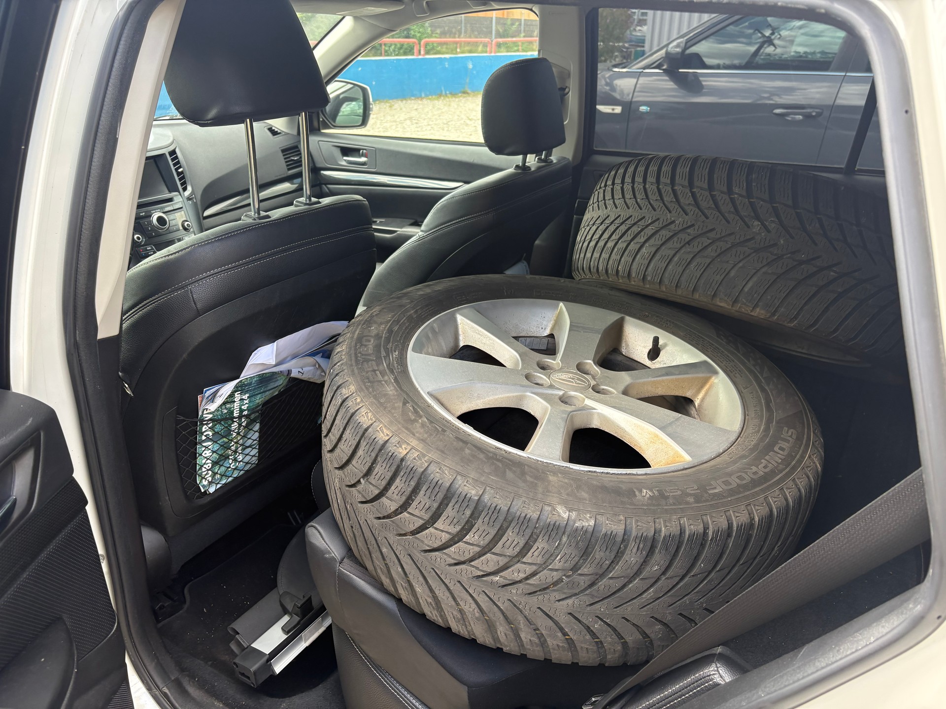 SUBARU Outback 2.0D Swiss AWD-image-7