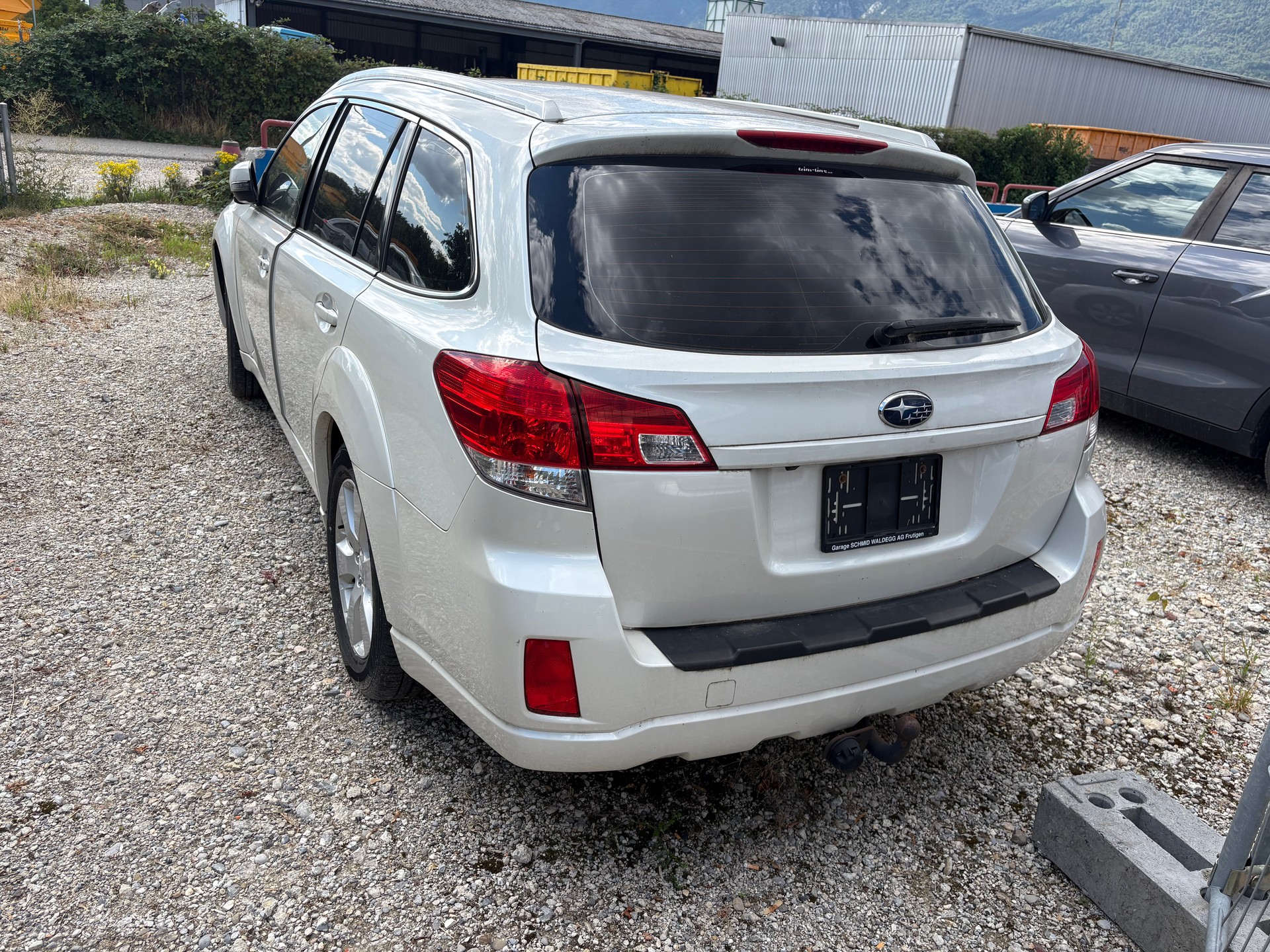 SUBARU Outback 2.0D Swiss AWD-image-5