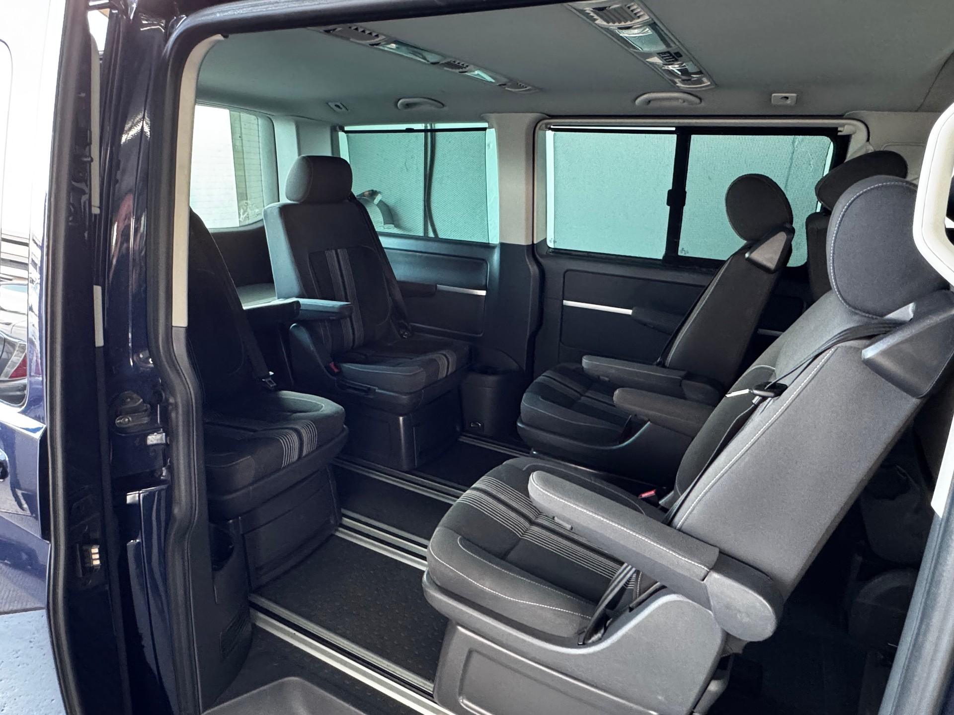 VW T5 Multivan 2.0 Bi-TDI CR CL Match 4Motion DSG-image-23