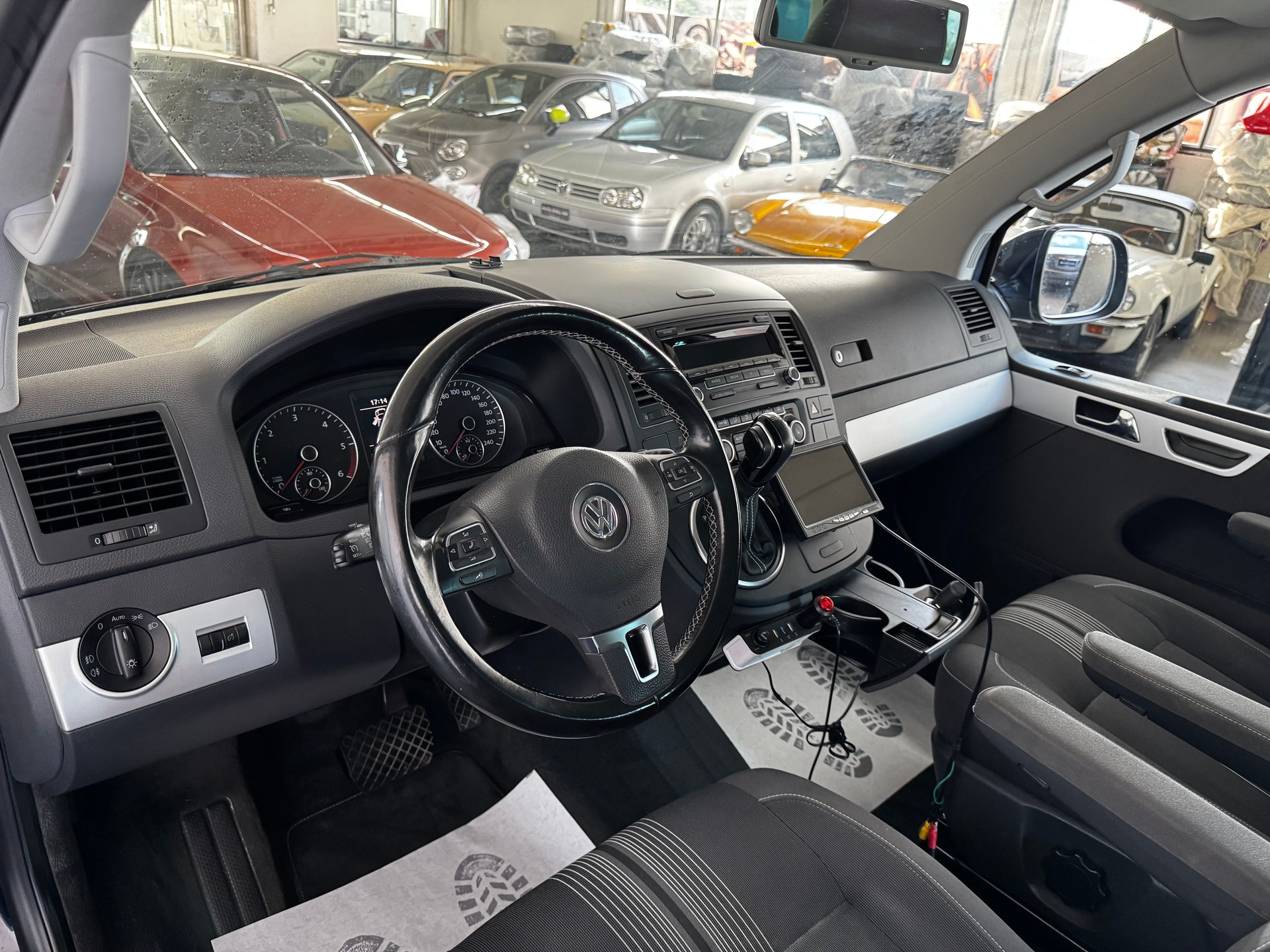 VW T5 Multivan 2.0 Bi-TDI CR CL Match 4Motion DSG-image-14