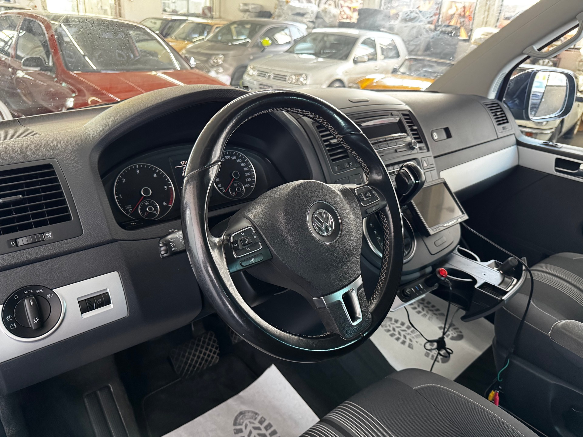 VW T5 Multivan 2.0 Bi-TDI CR CL Match 4Motion DSG-image-13